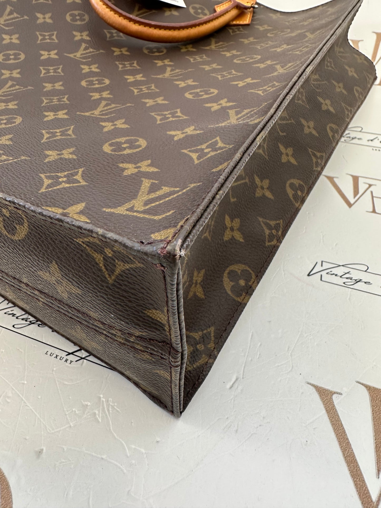 017774 - Louis Vuitton Sac Plat