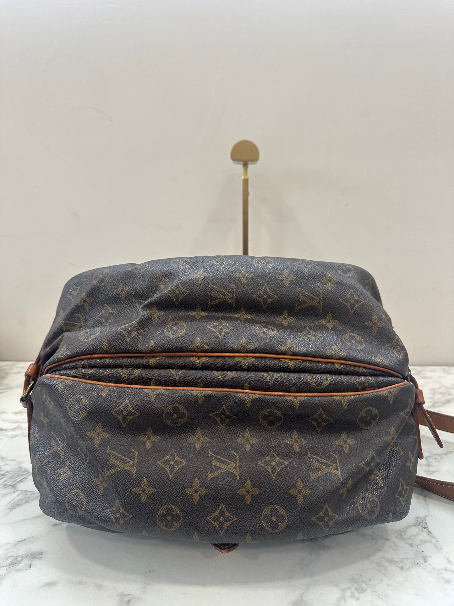 Louis Vuitton Saumur 35