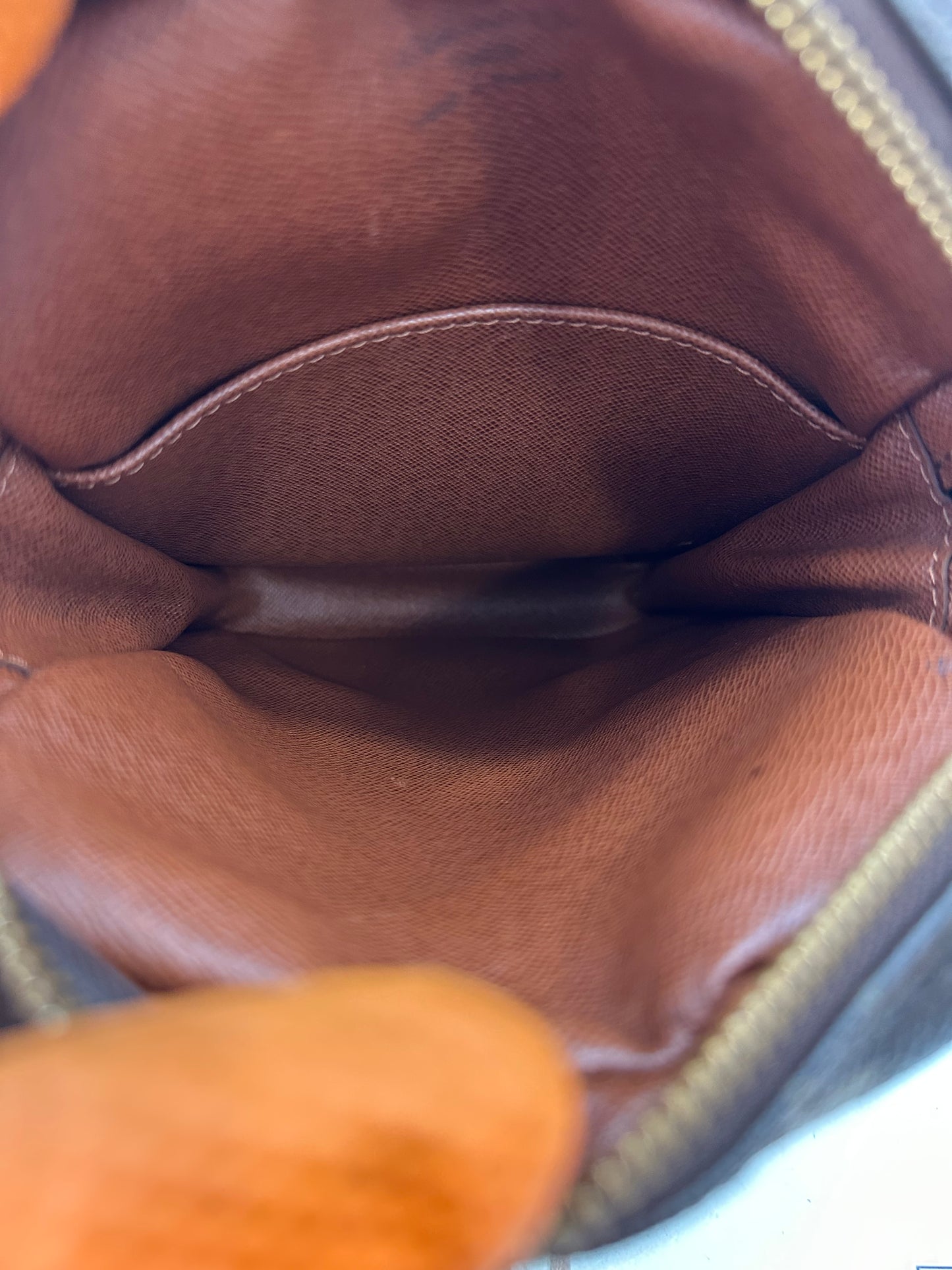 018755 - Louis Vuitton Danube