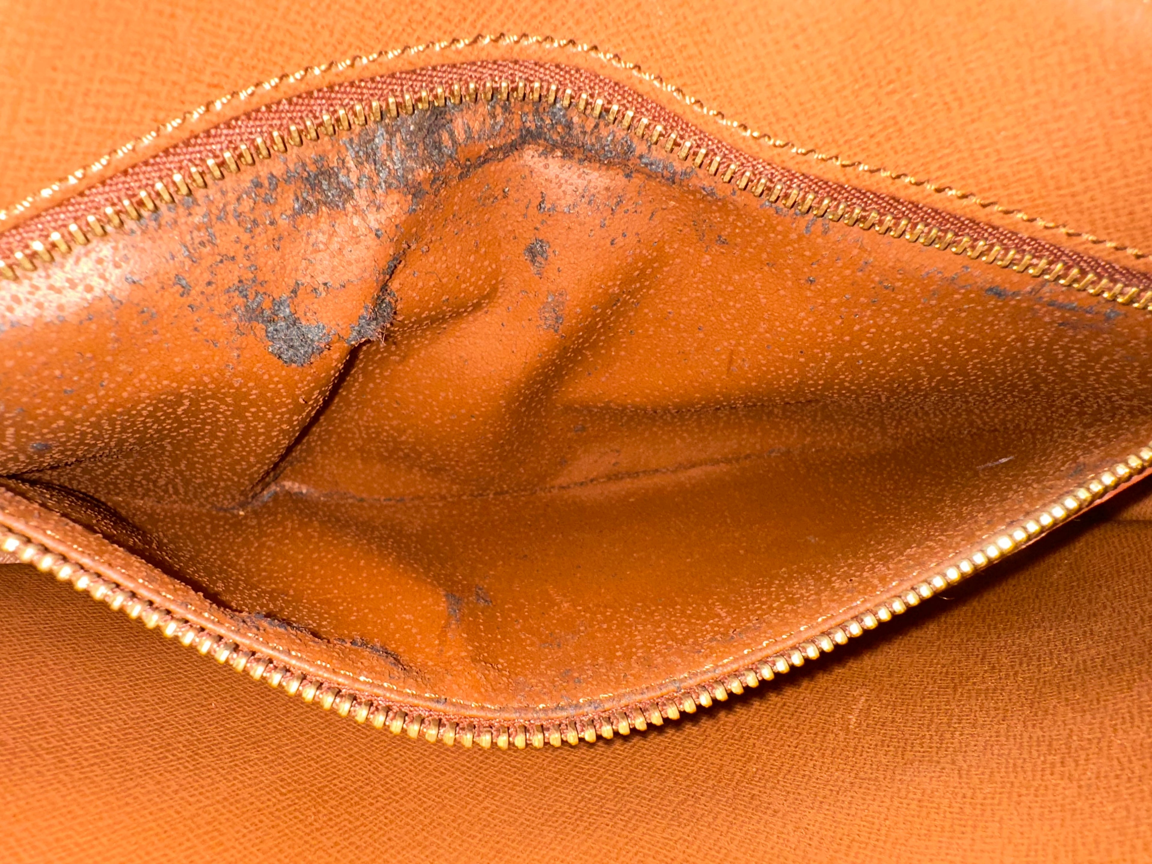 Louis Vuitton Dragonne GM