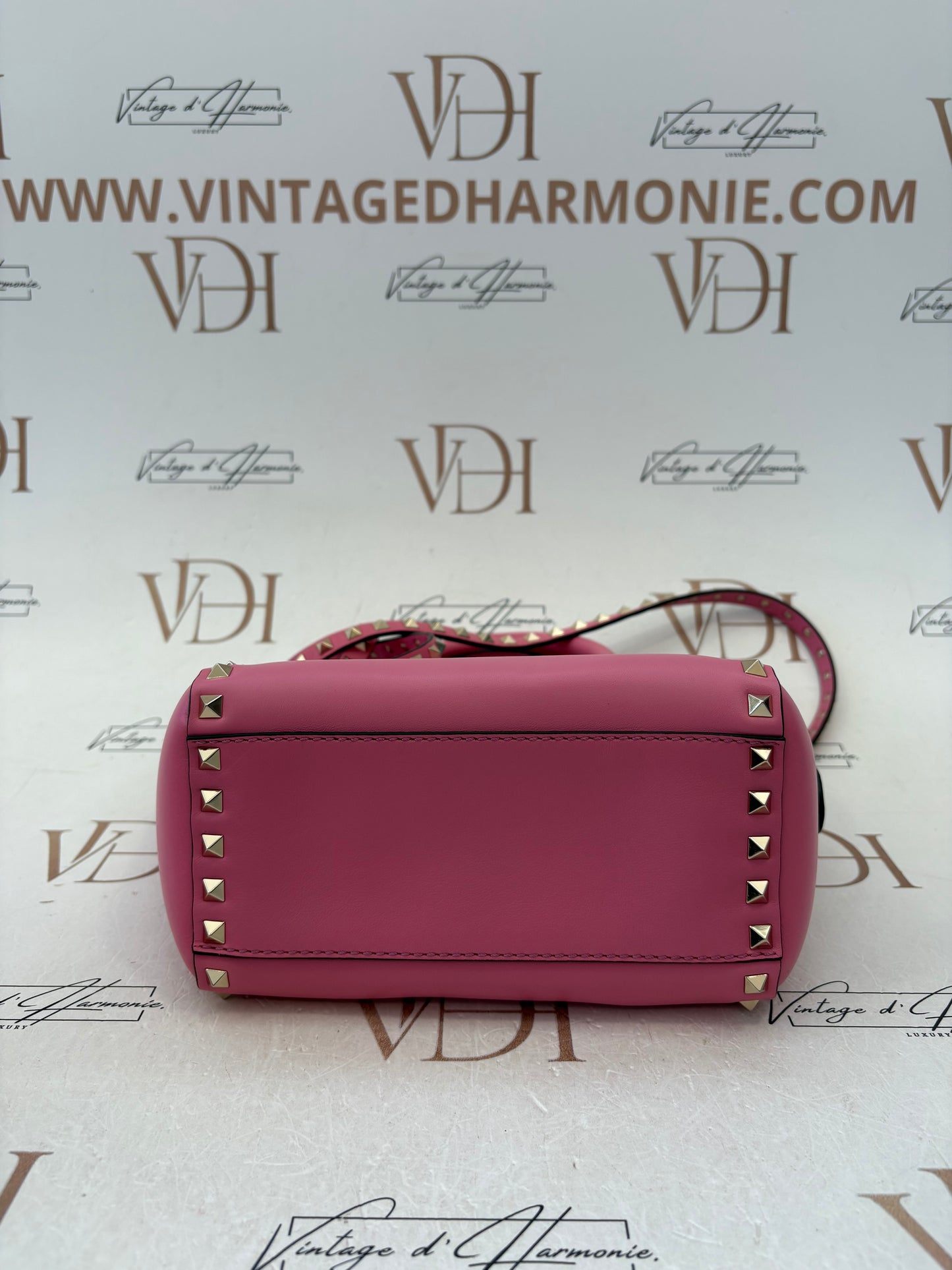 383883 - Valentino Rockstud