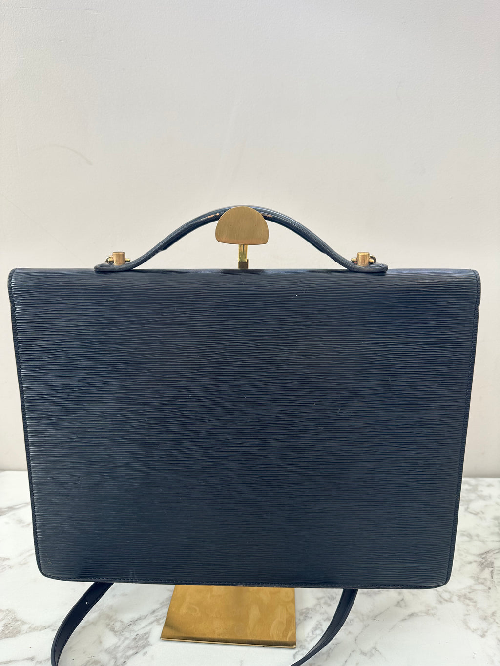 Louis Vuitton Epi Porte Documents Bandouliere