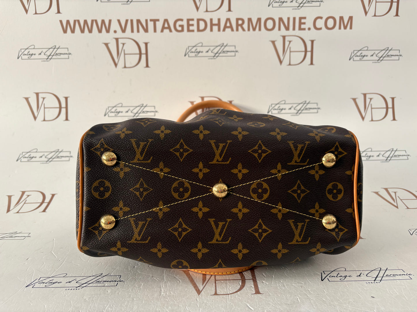 018870 - Louis Vuitton Tivoli PM