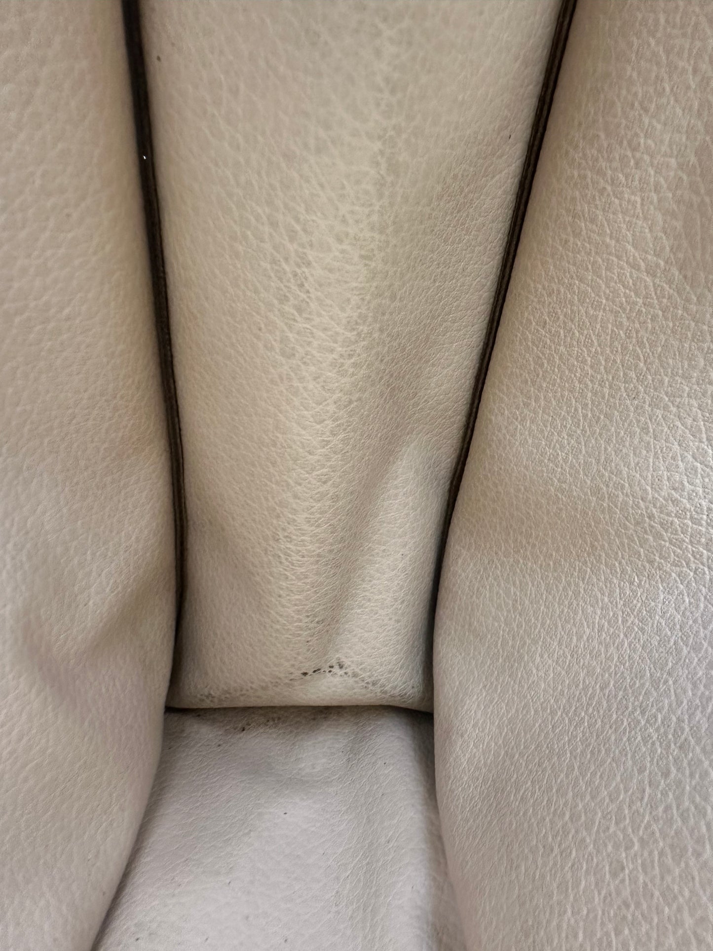 Louis Vuitton Sac Plat