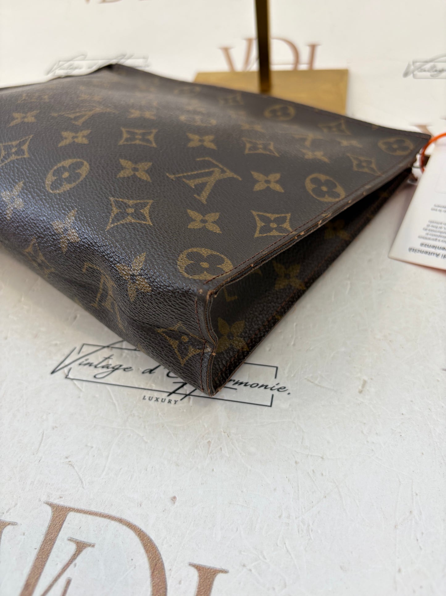 018178 - Louis Vuitton Toilette 26