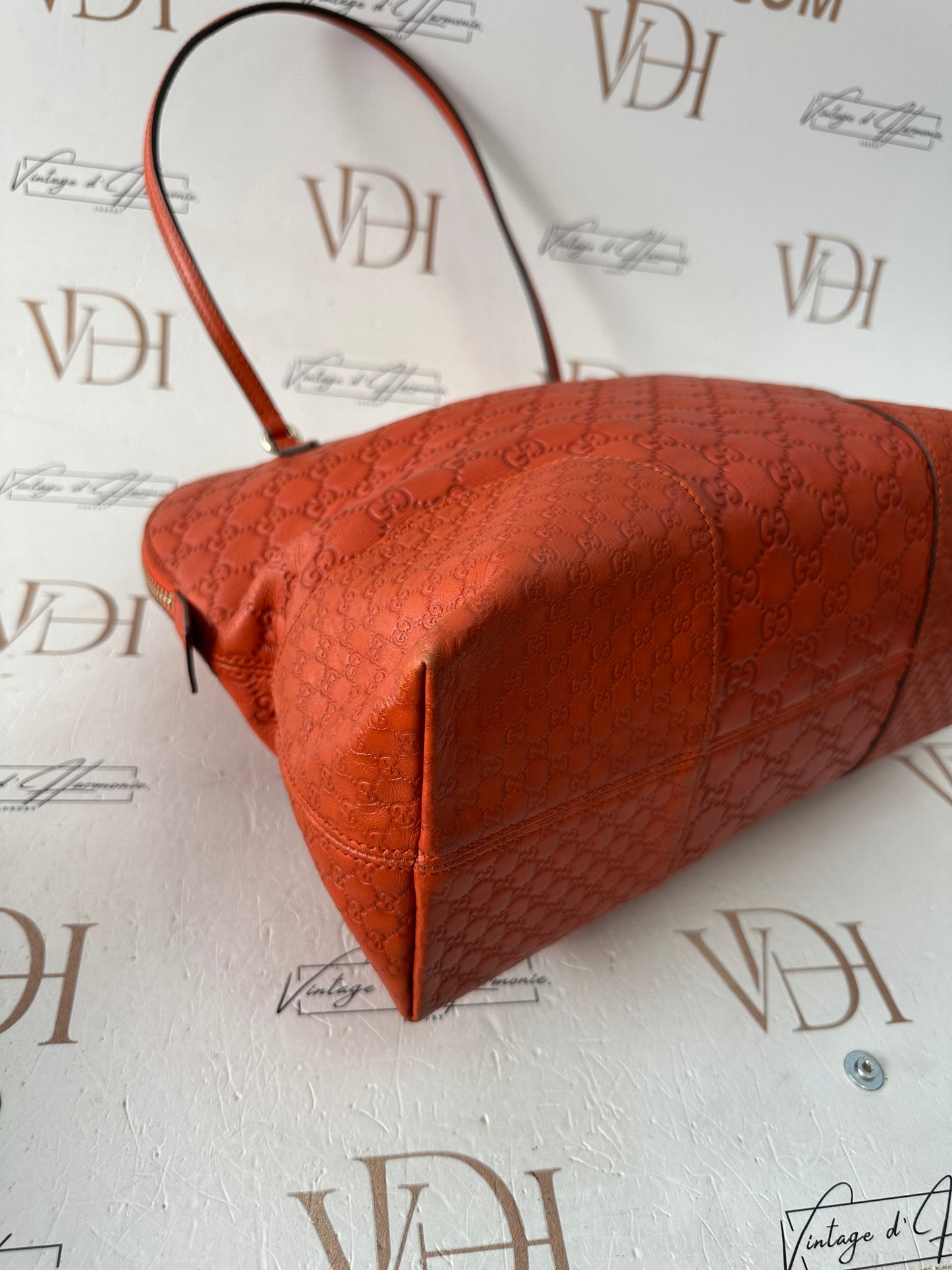 200744 - Gucci Tote Orange