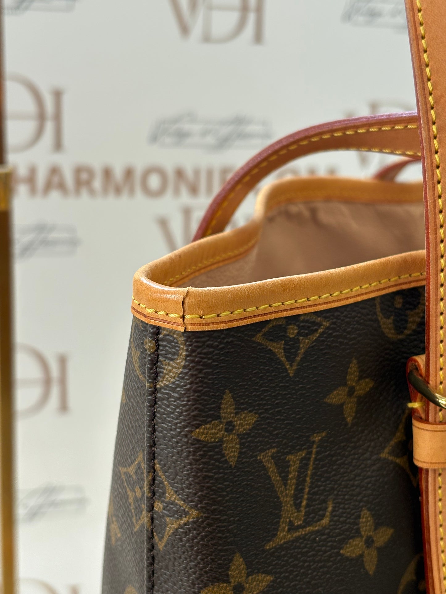 018790 - Louis Vuitton Bucket GM