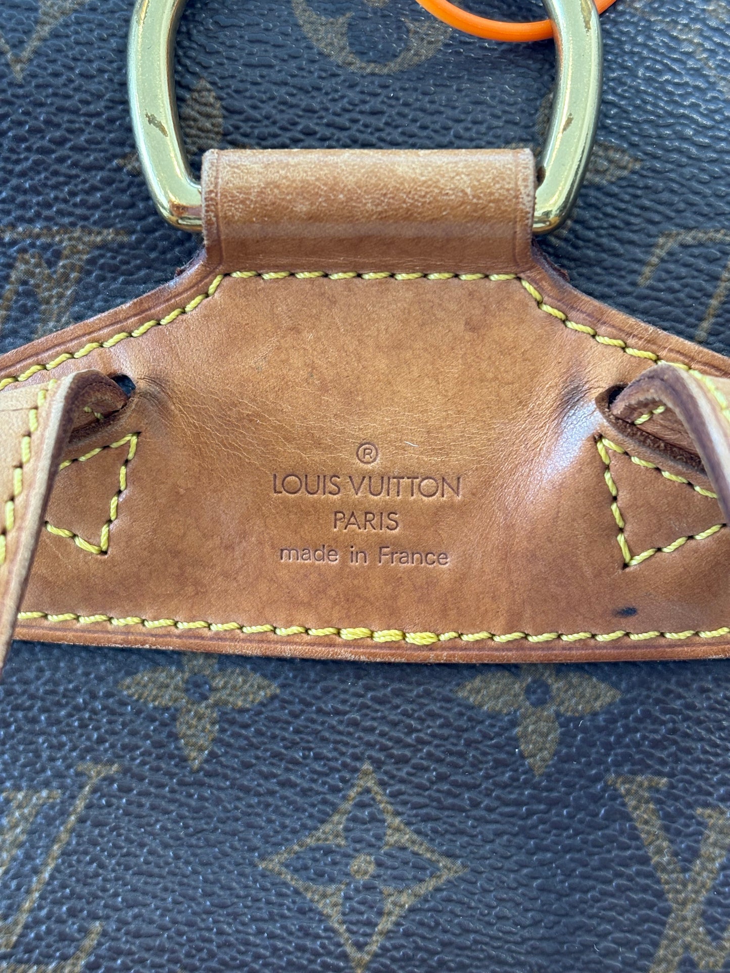 018375 - Louis Vuitton Montsouris MM
