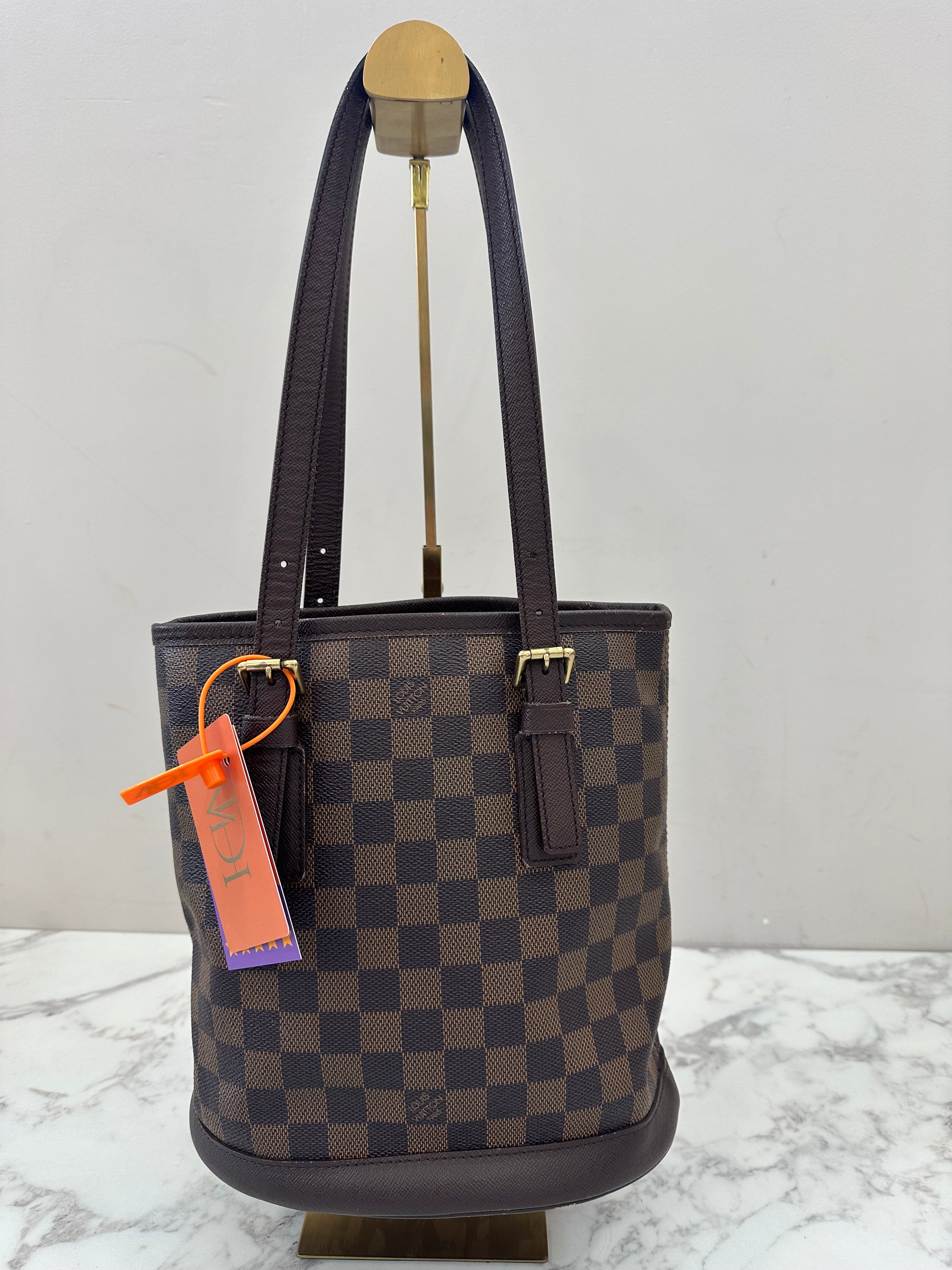 Louis Vuitton Marais Damier Ebene