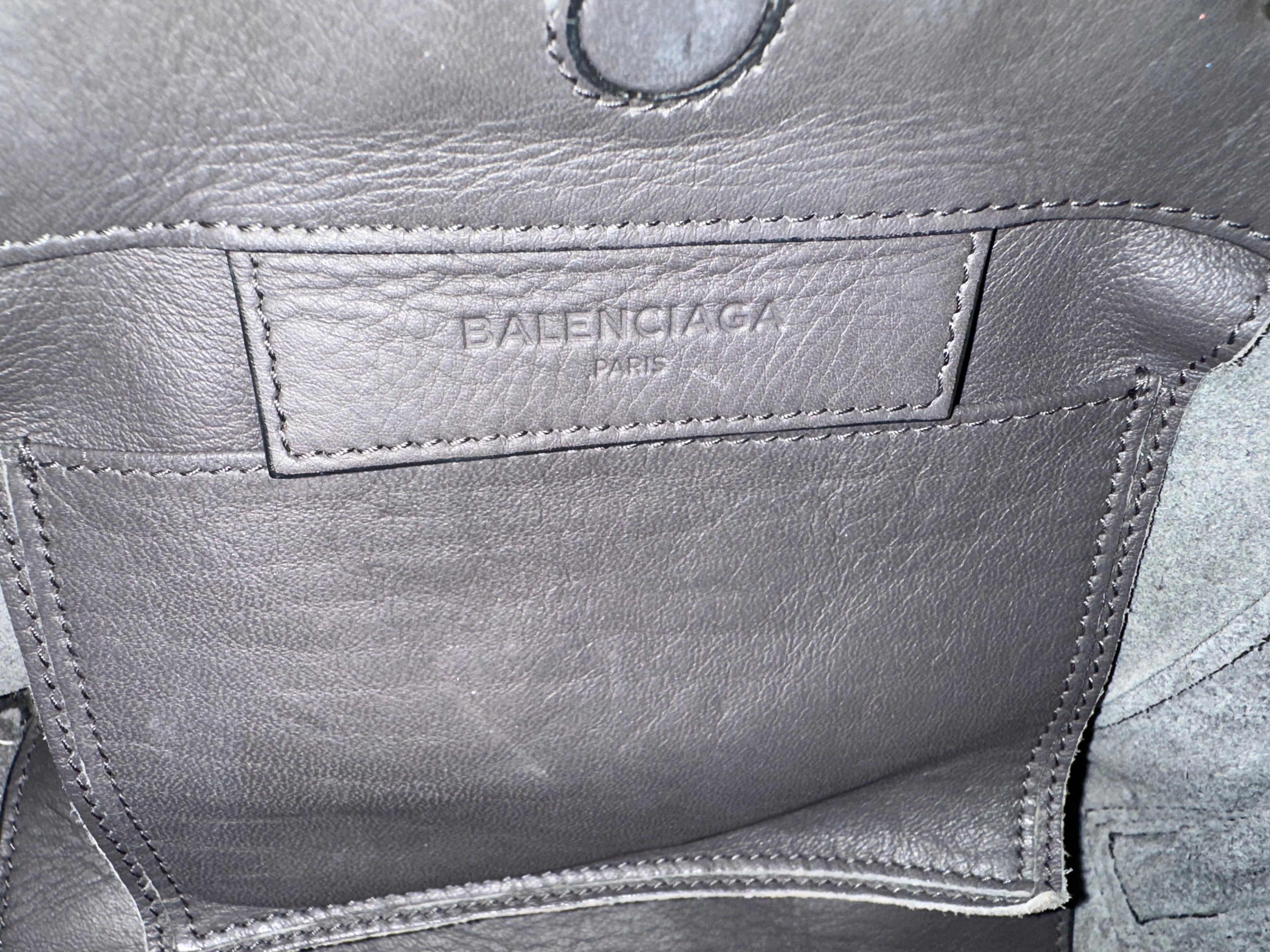 Balenciaga Papier
