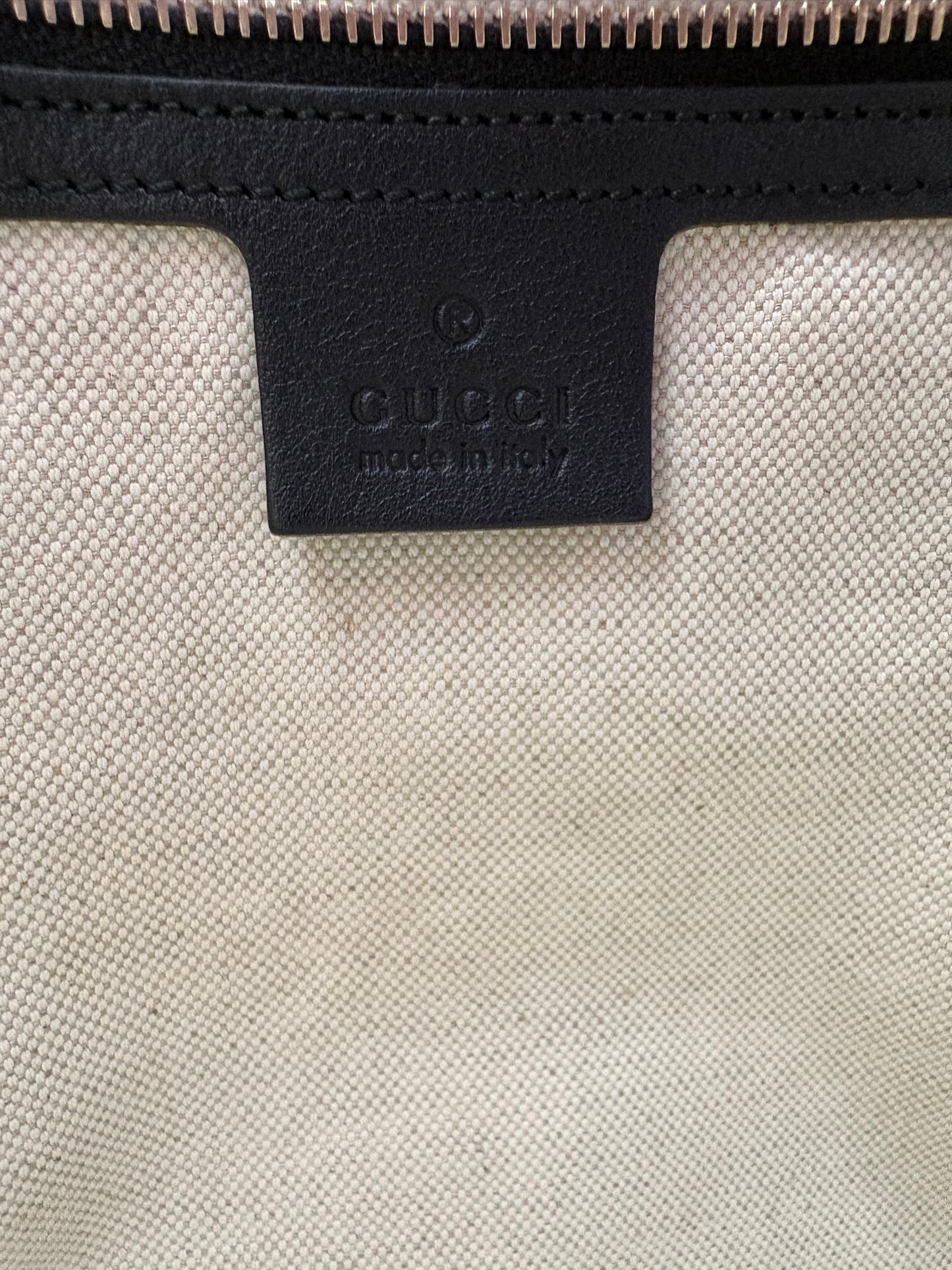 383210 - Gucci Black