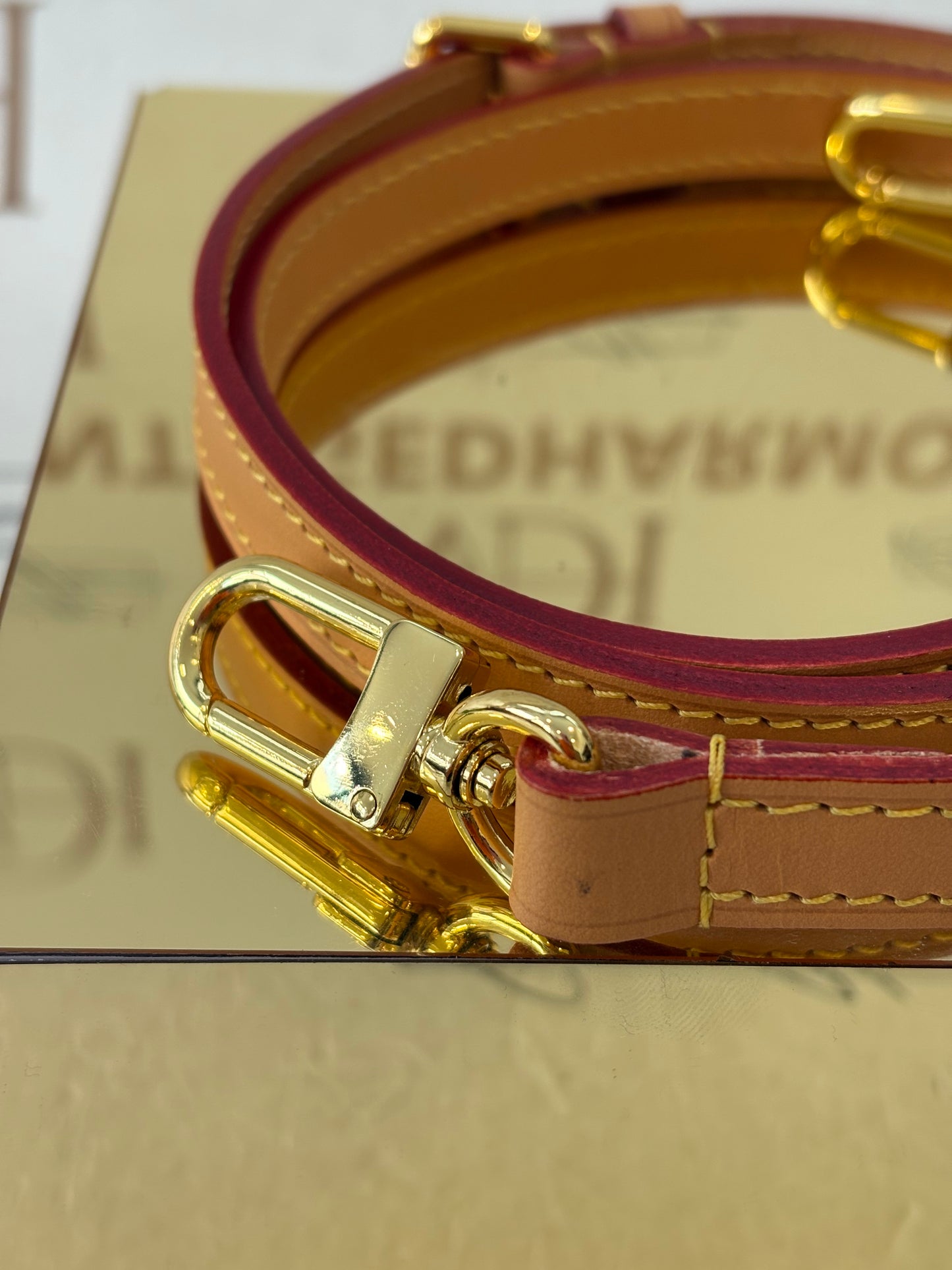 017009 - VDH Tracolla in vacchetta vintage