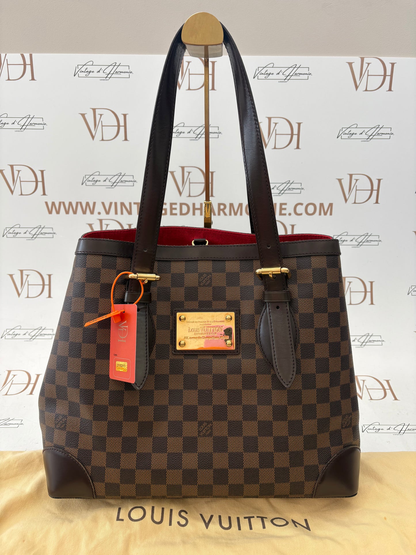 018243 - Louis Vuitton Hampstead MM