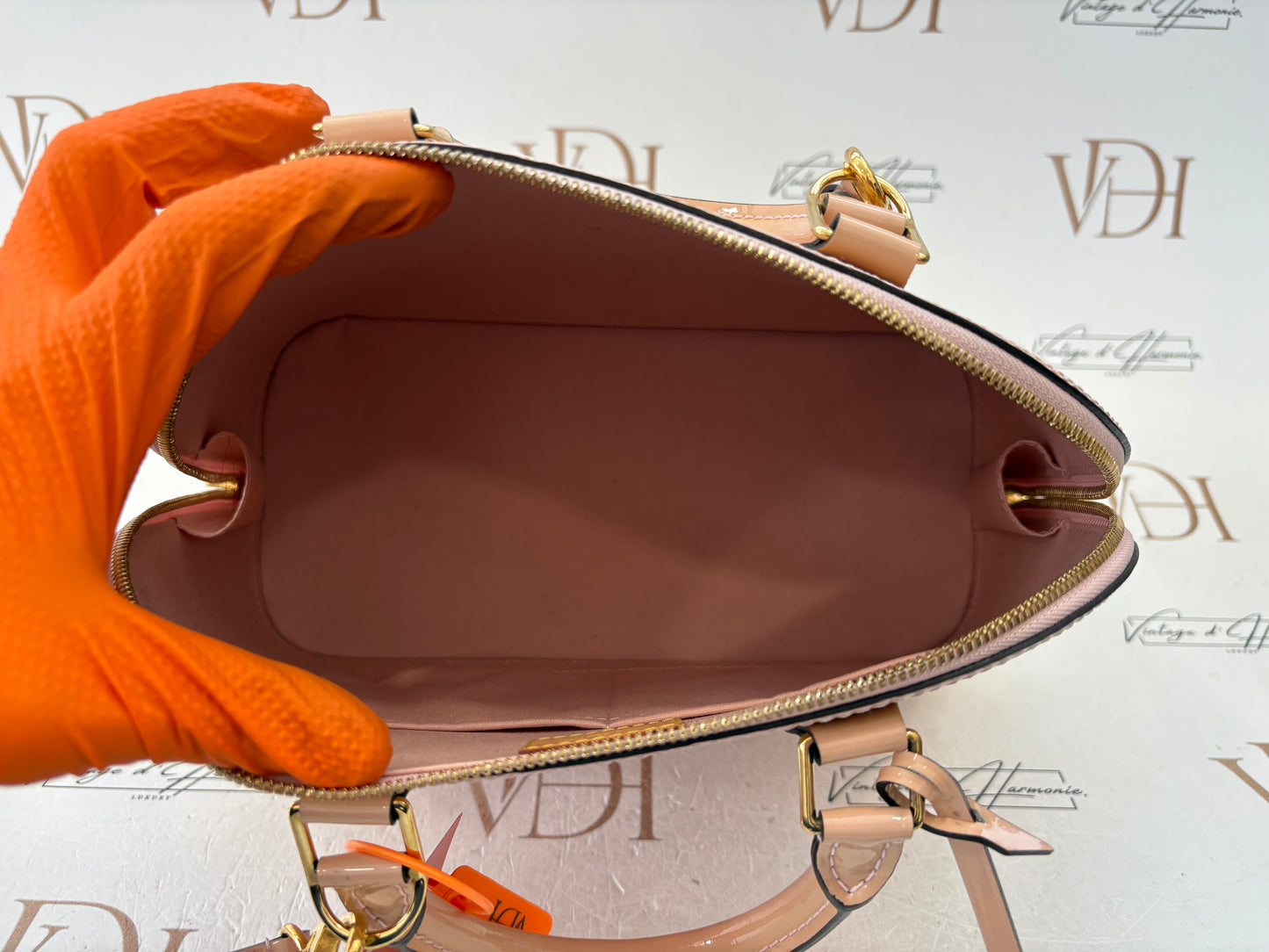 201158 - Louis Vuitton Alma