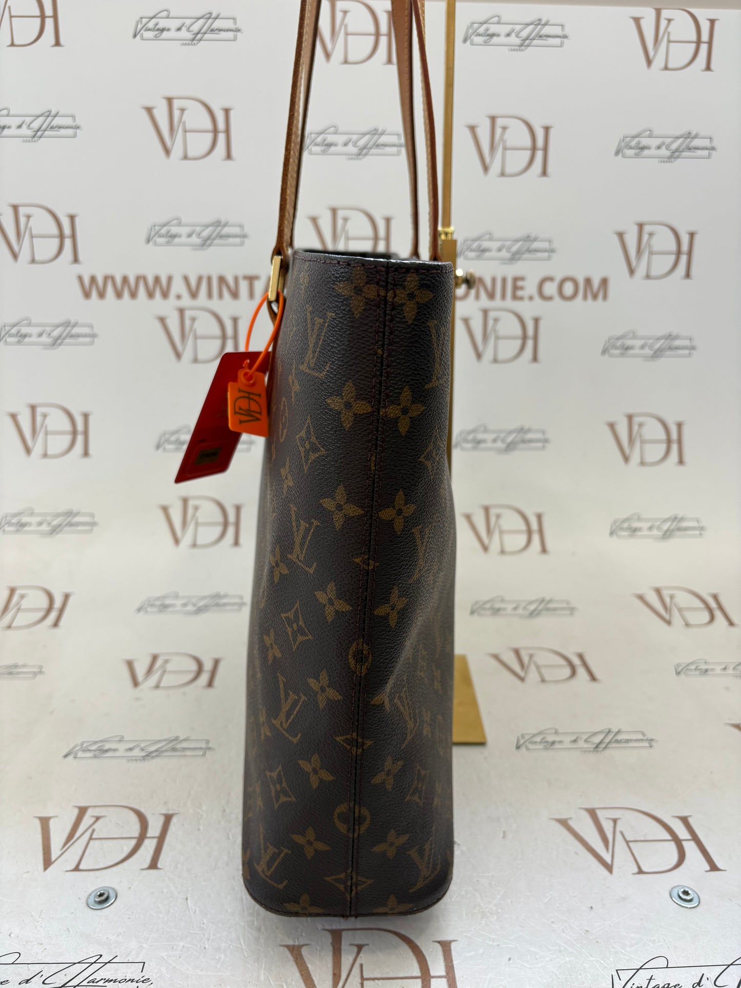 018259 - Louis Vuitton Luco