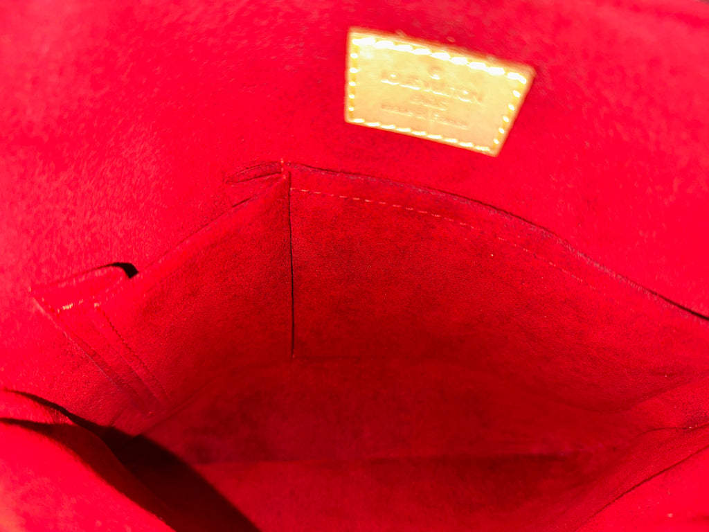 Louis Vuitton Coussin GM