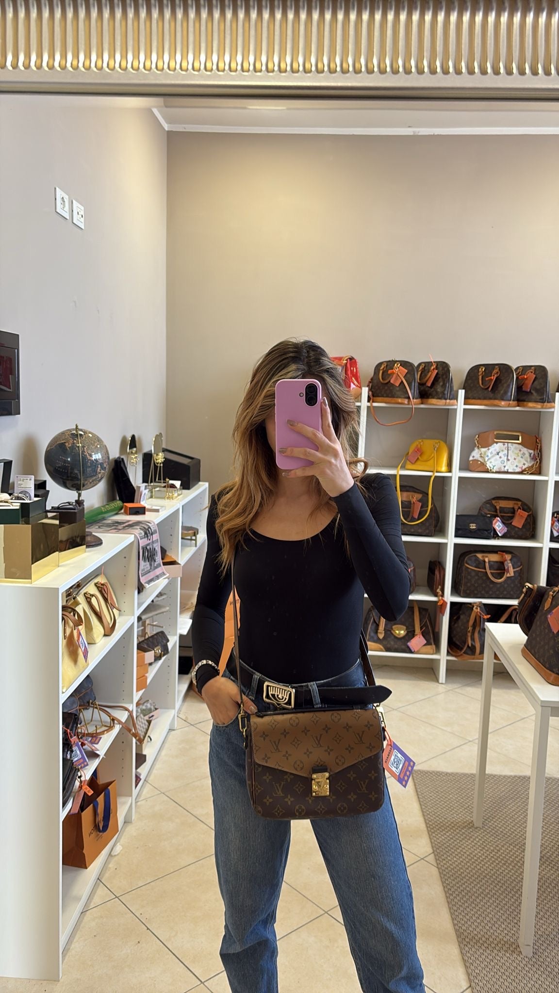 Louis Vuitton Metis Reverse