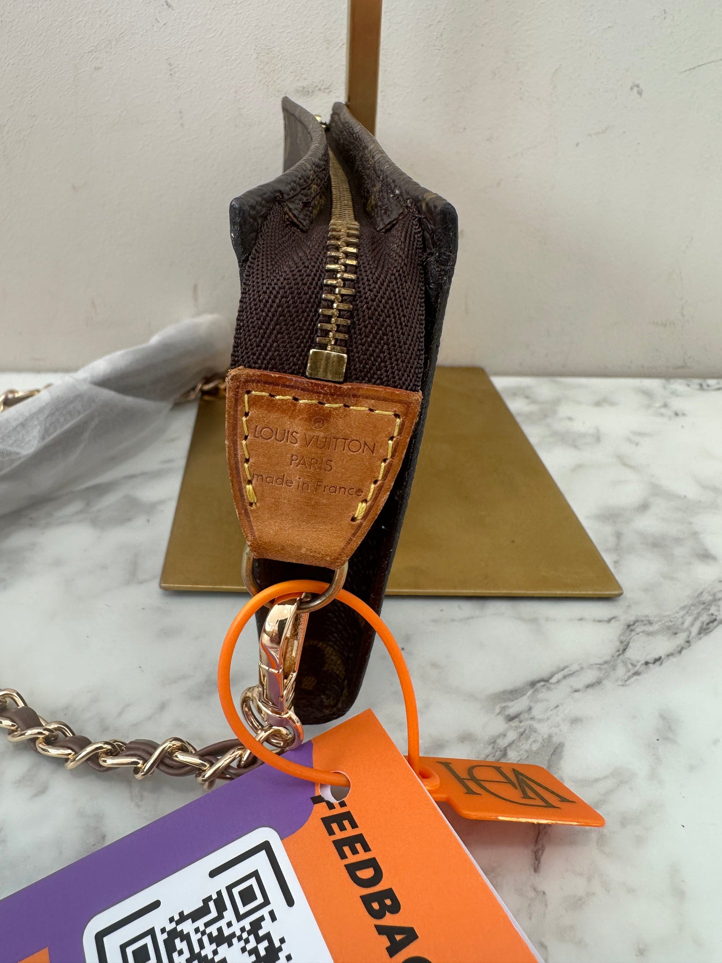 Louis Vuitton Pochette Bucket