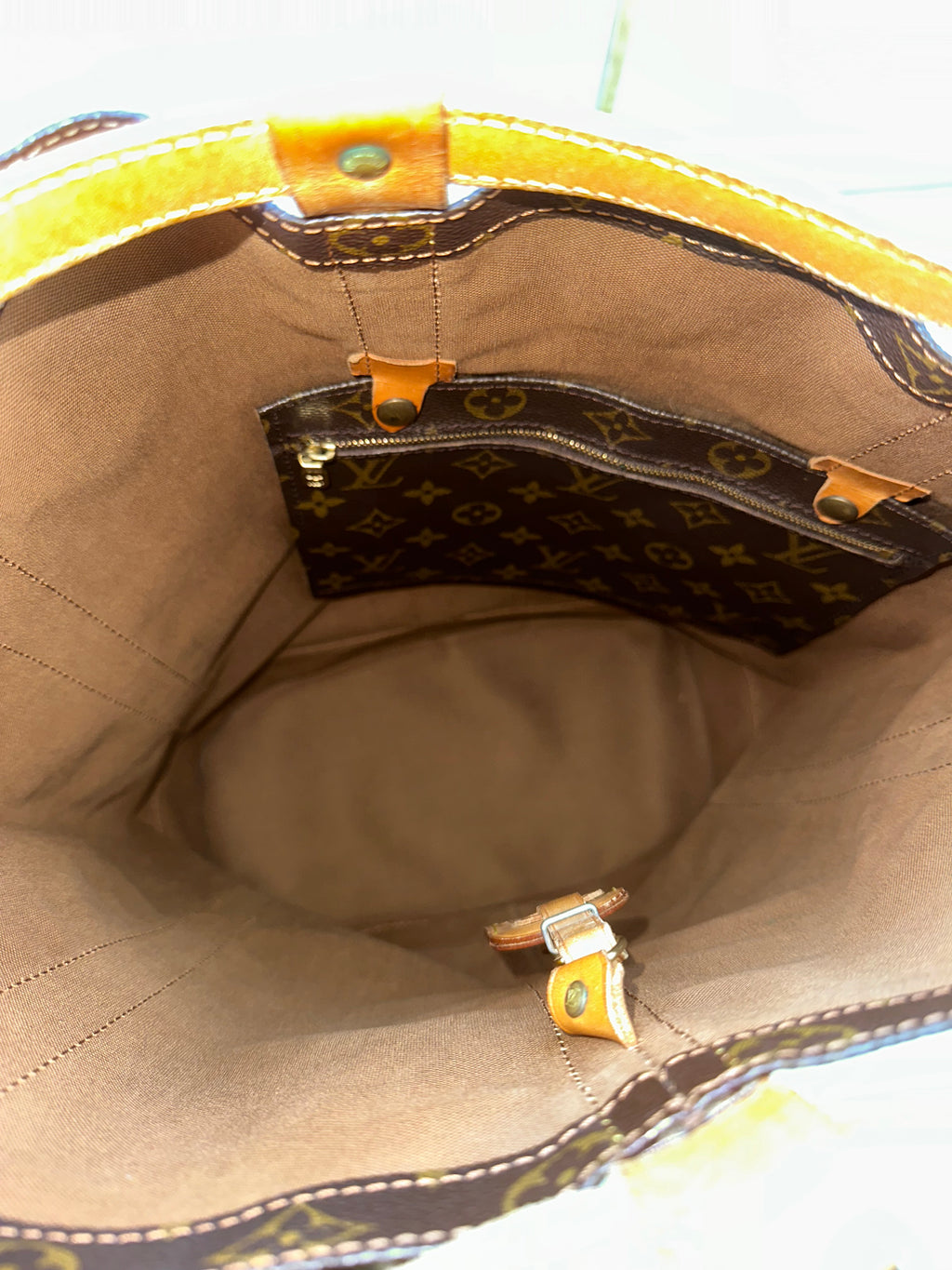 Louis Vuitton Randonee Gm