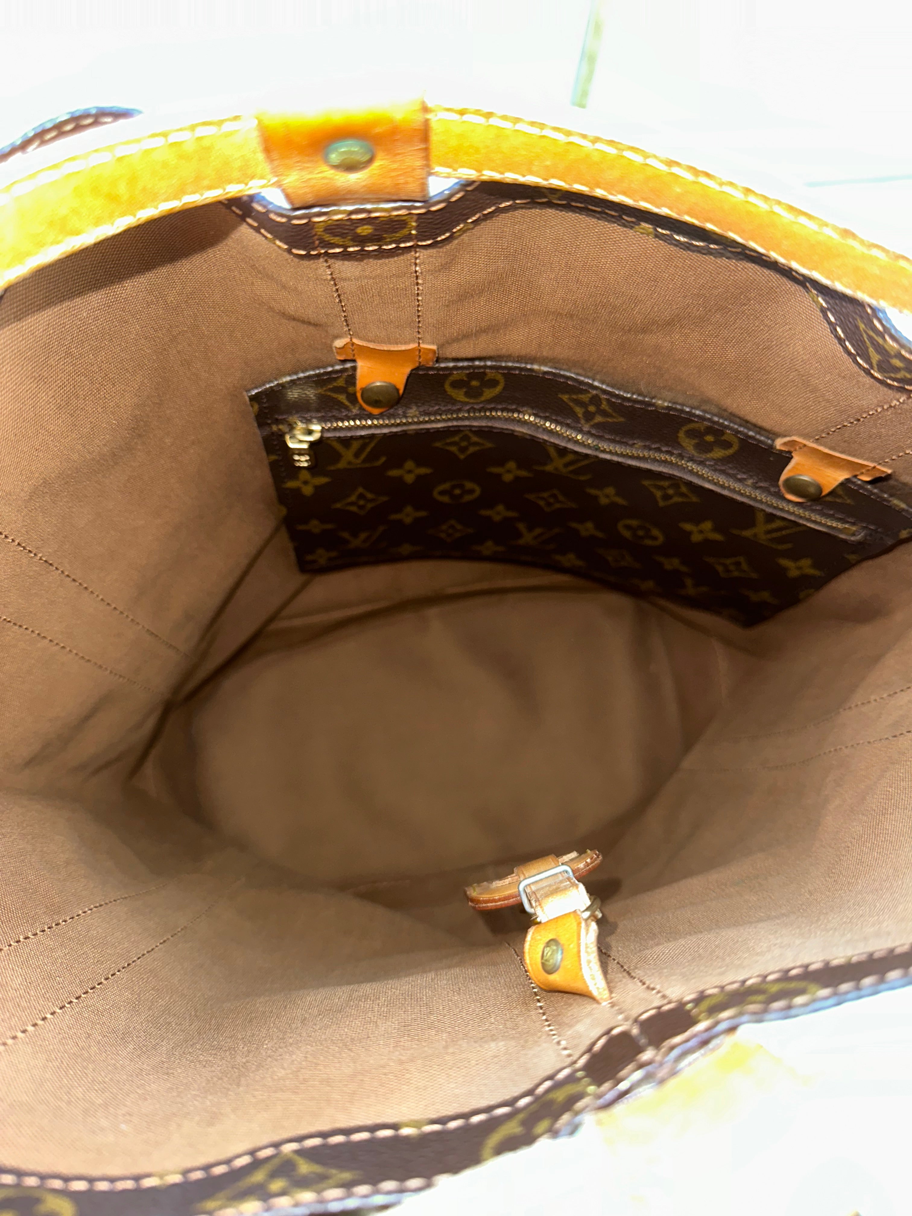 Louis Vuitton Randonee Gm