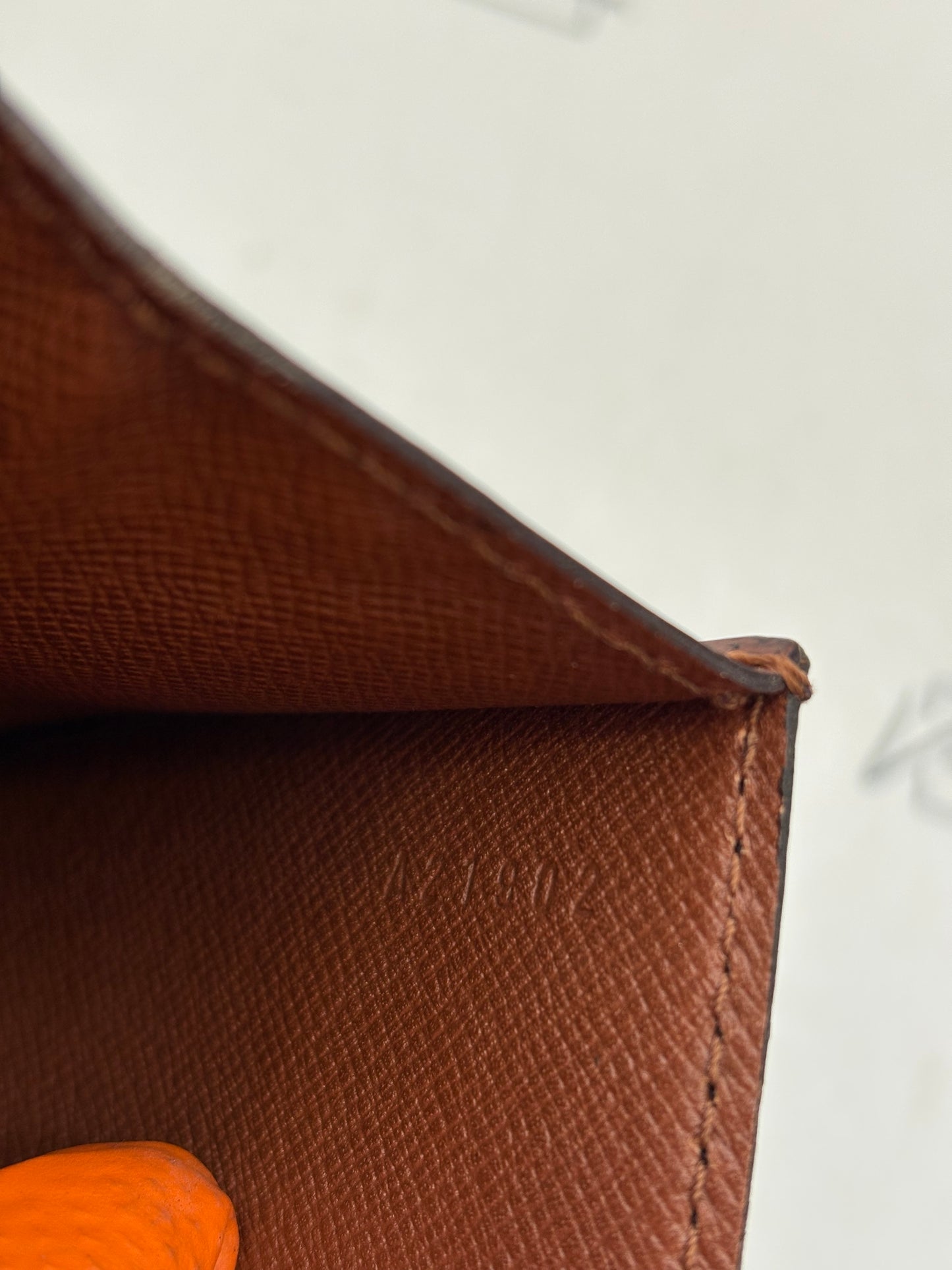 018099 - Louis Vuitton Concorde