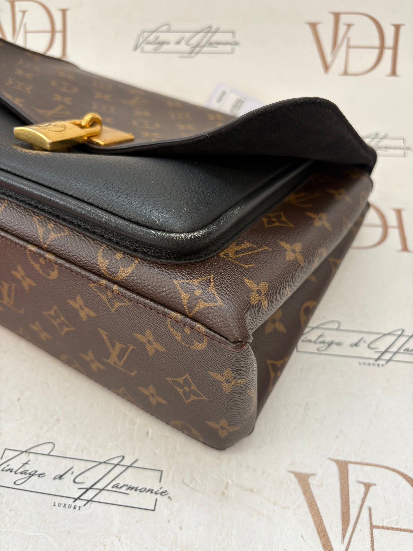 384256 - Louis Vuitton Marignan
