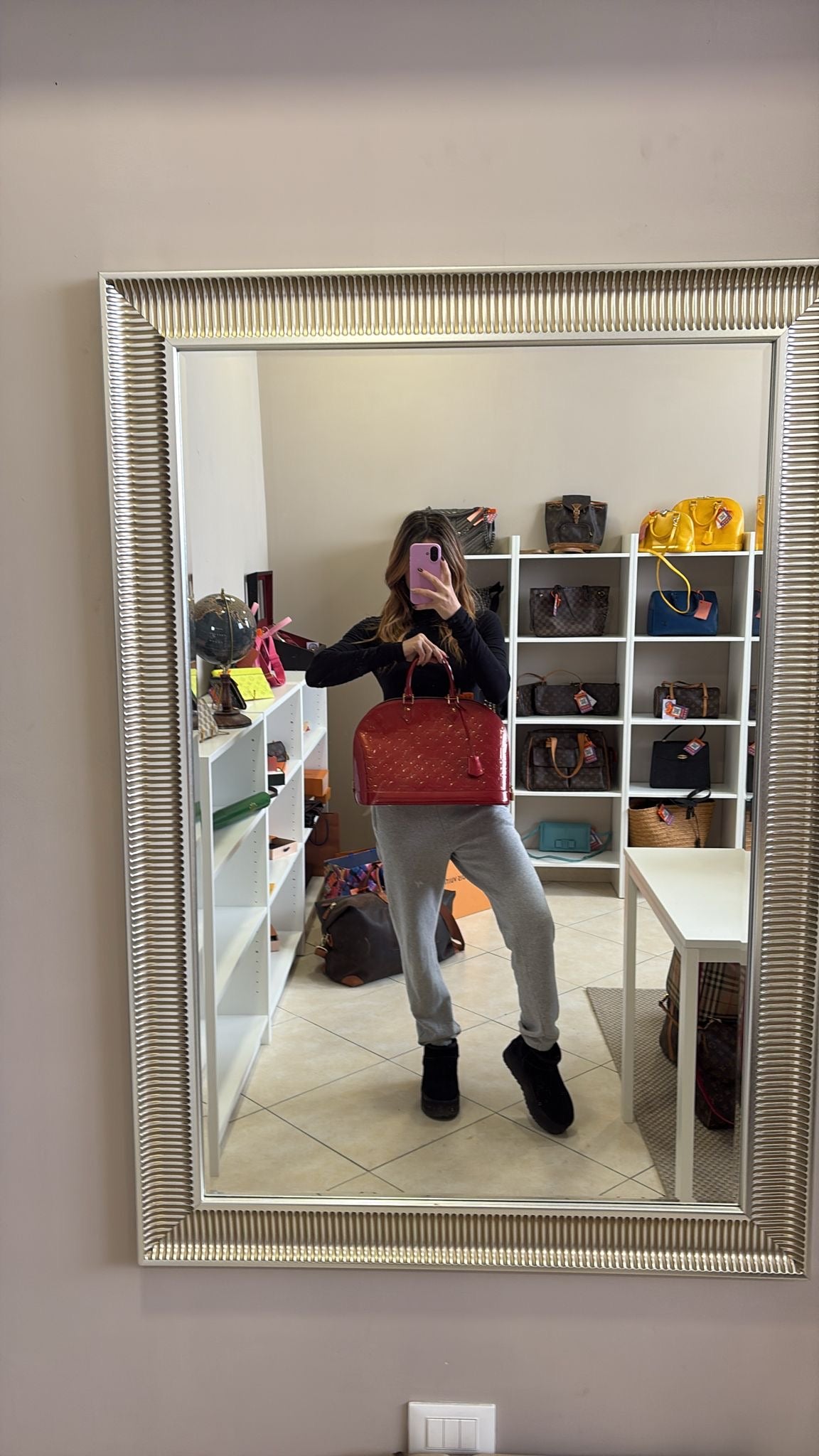 Louis Vuitton Alma GM Vernis Red