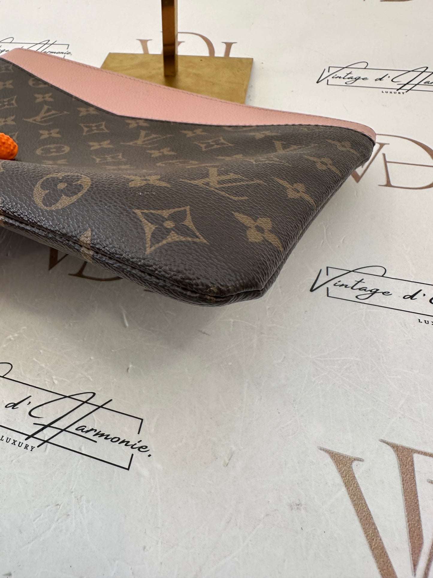 382895 - Louis Vuitton Daily