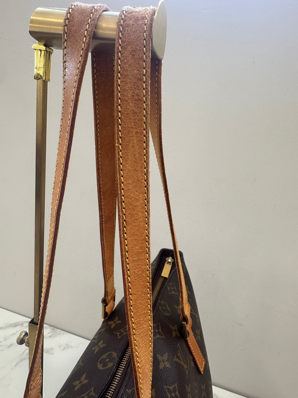 Louis Vuitton Cabas Mezzo