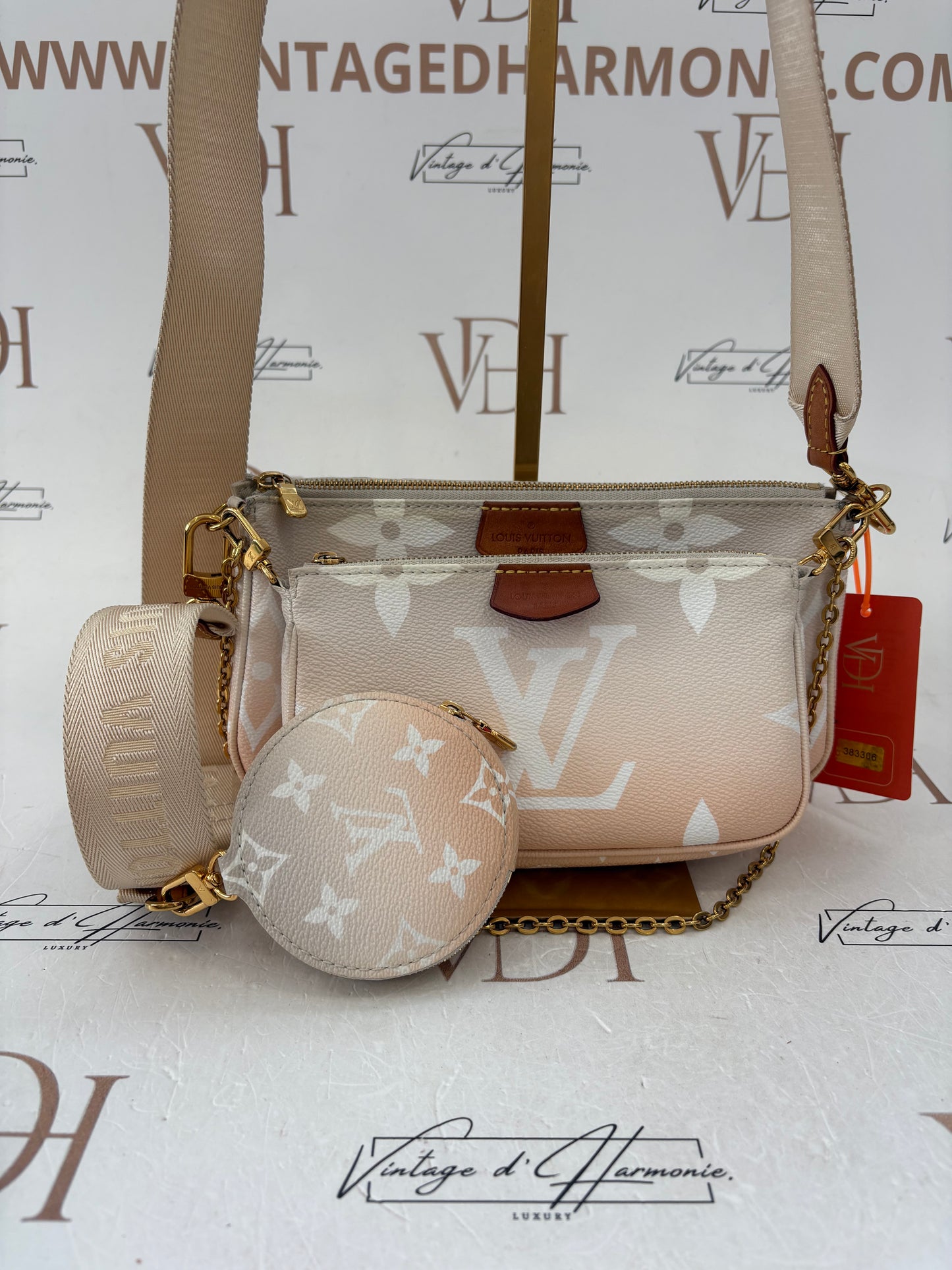 383306 - Louis Vuitton MultiPoschette