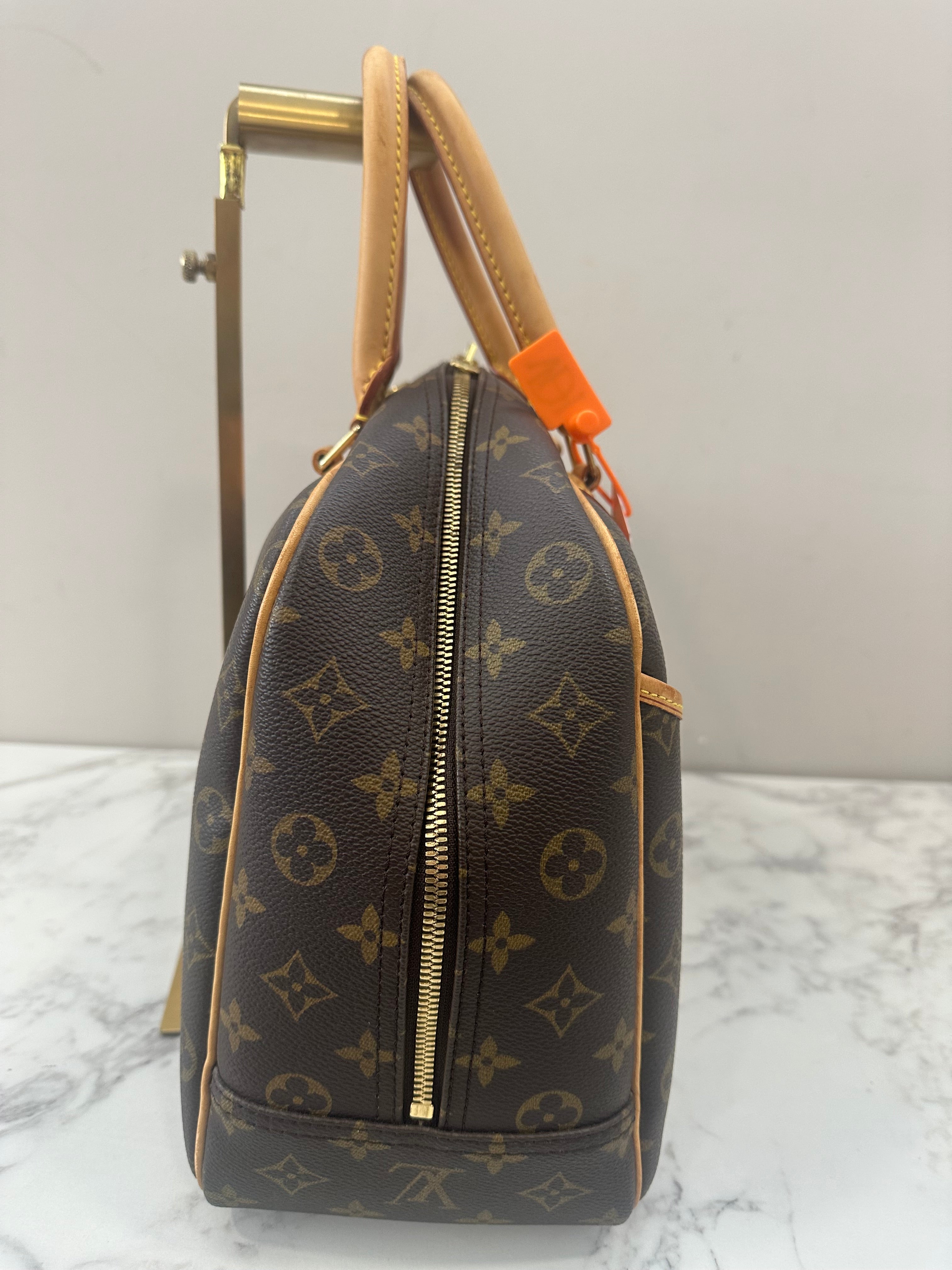 Louis Vuitton Deauville