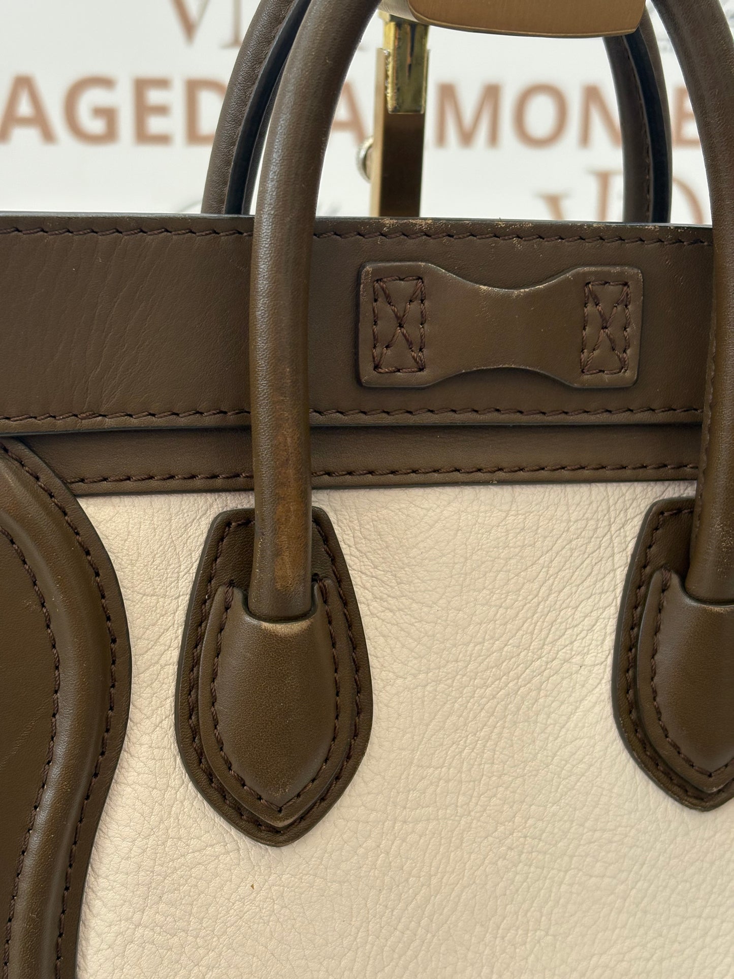 384195 - Céline Luggage