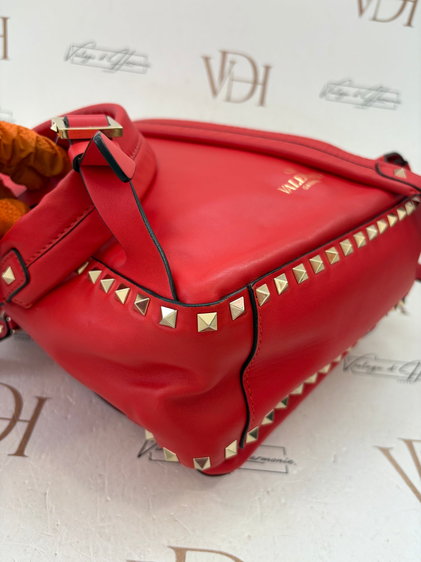 201413 - Valentino Rockstud