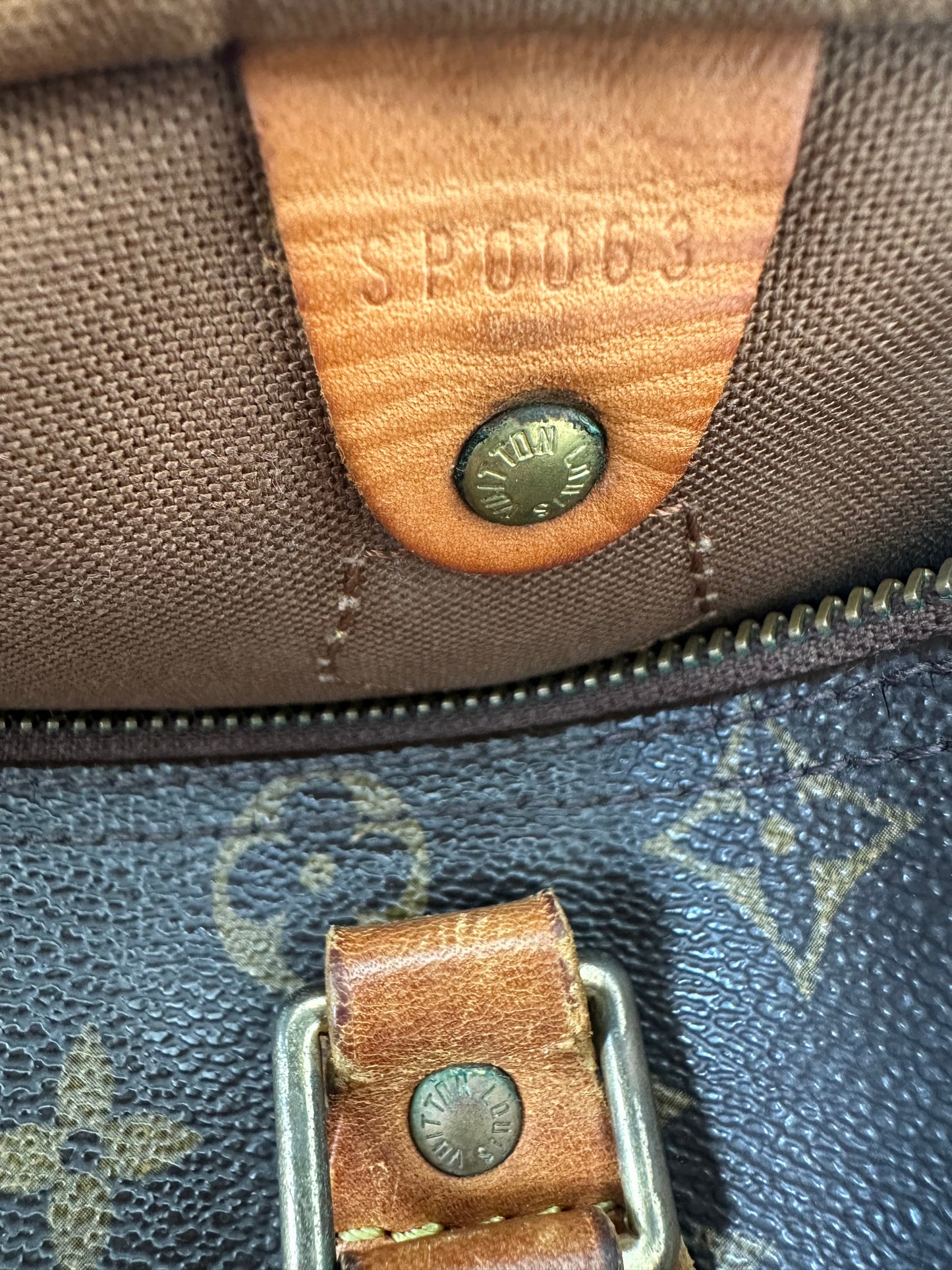 Louis Vuitton Speedy 25