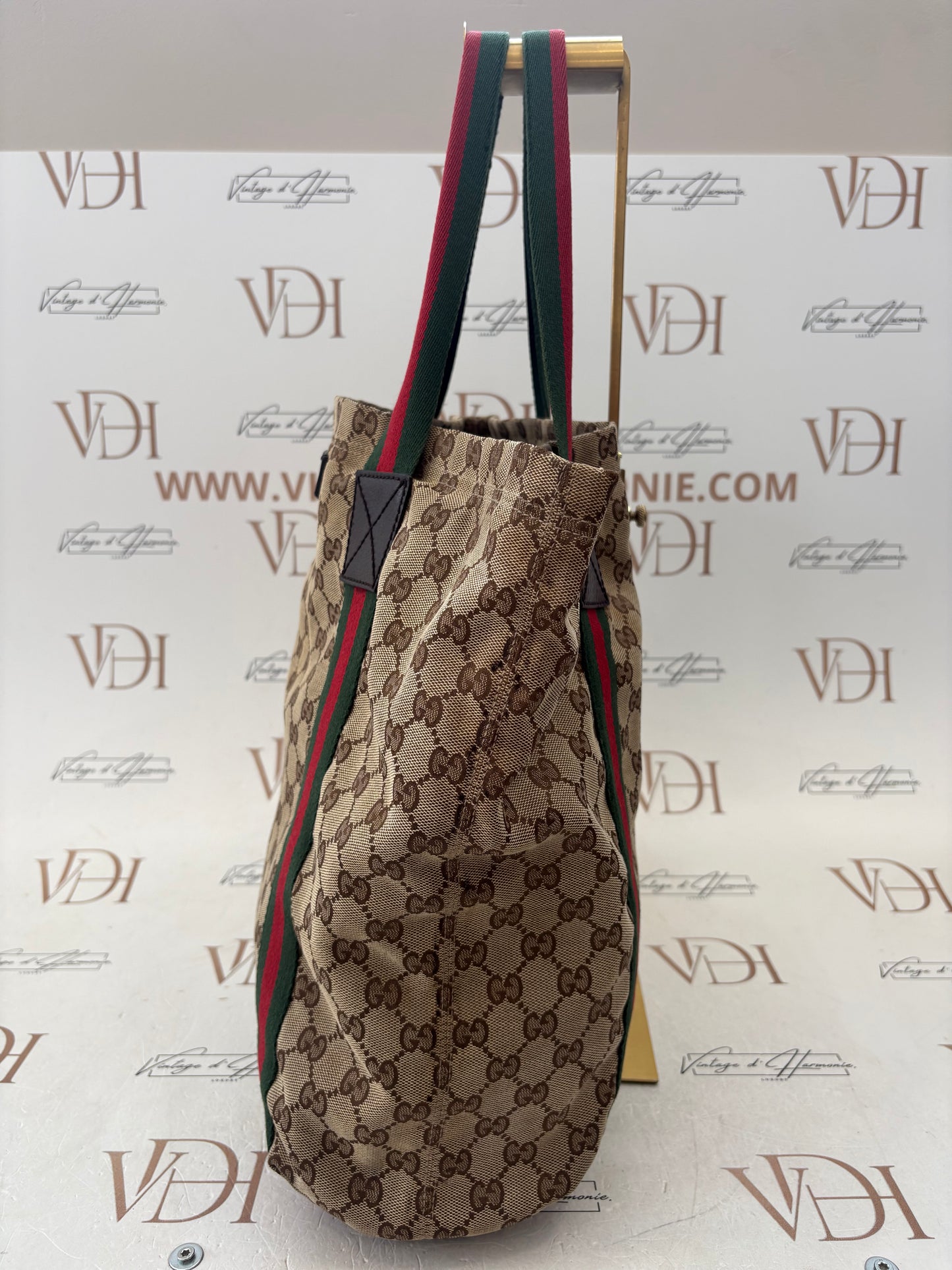 384241 - Gucci Diaper