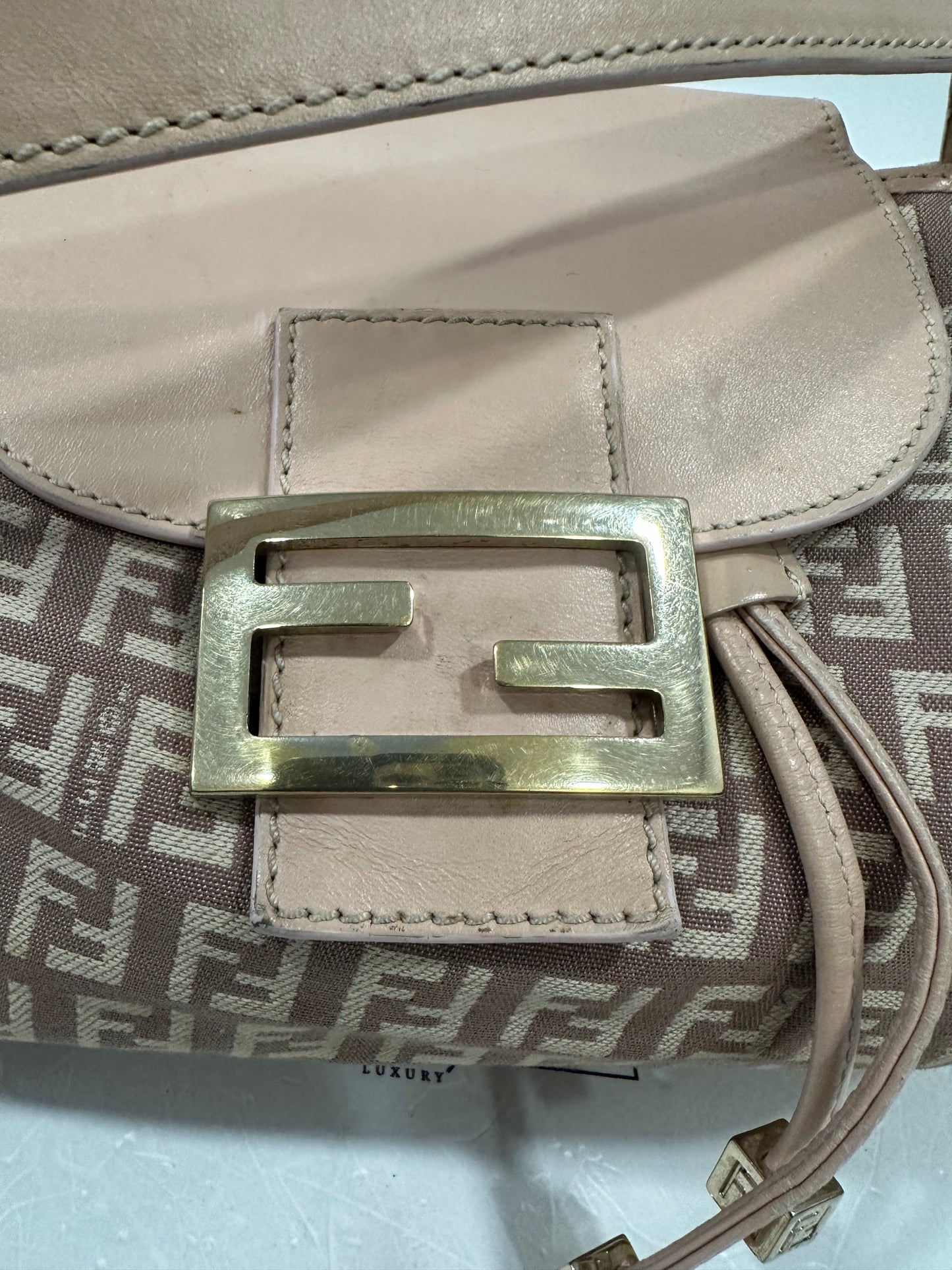 382320 - Fendi Bag