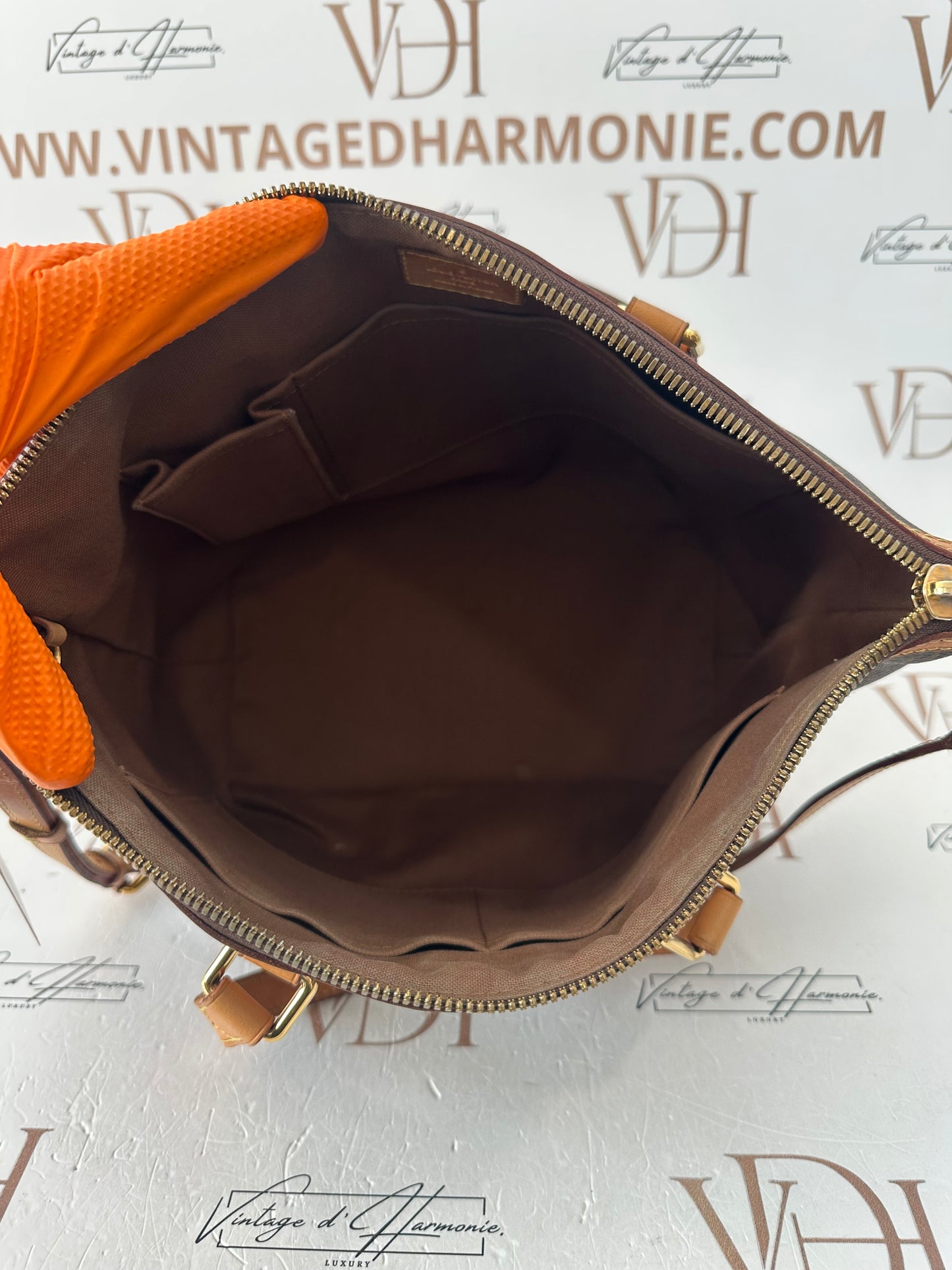 382971 - Louis Vuitton Palermo