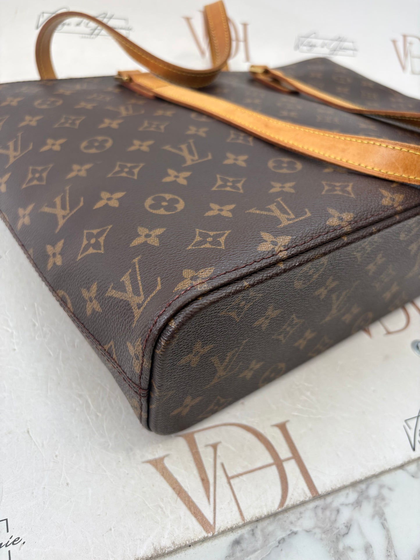 018623 - Louis Vuitton Luco
