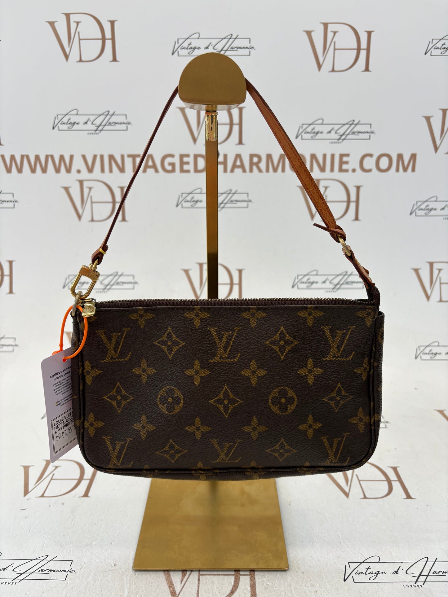 018381 - Louis Vuitton Pochette Accessoires