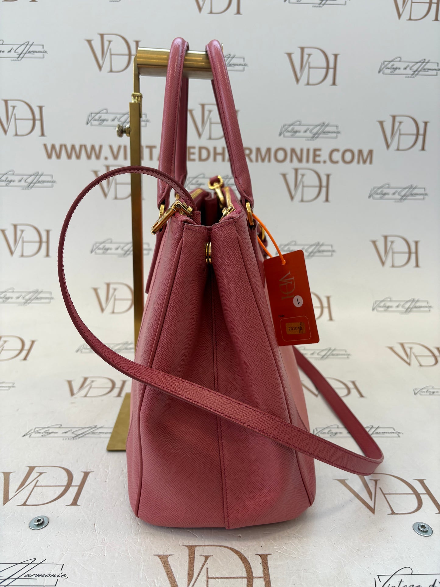 201010 - Prada Galleria Pink