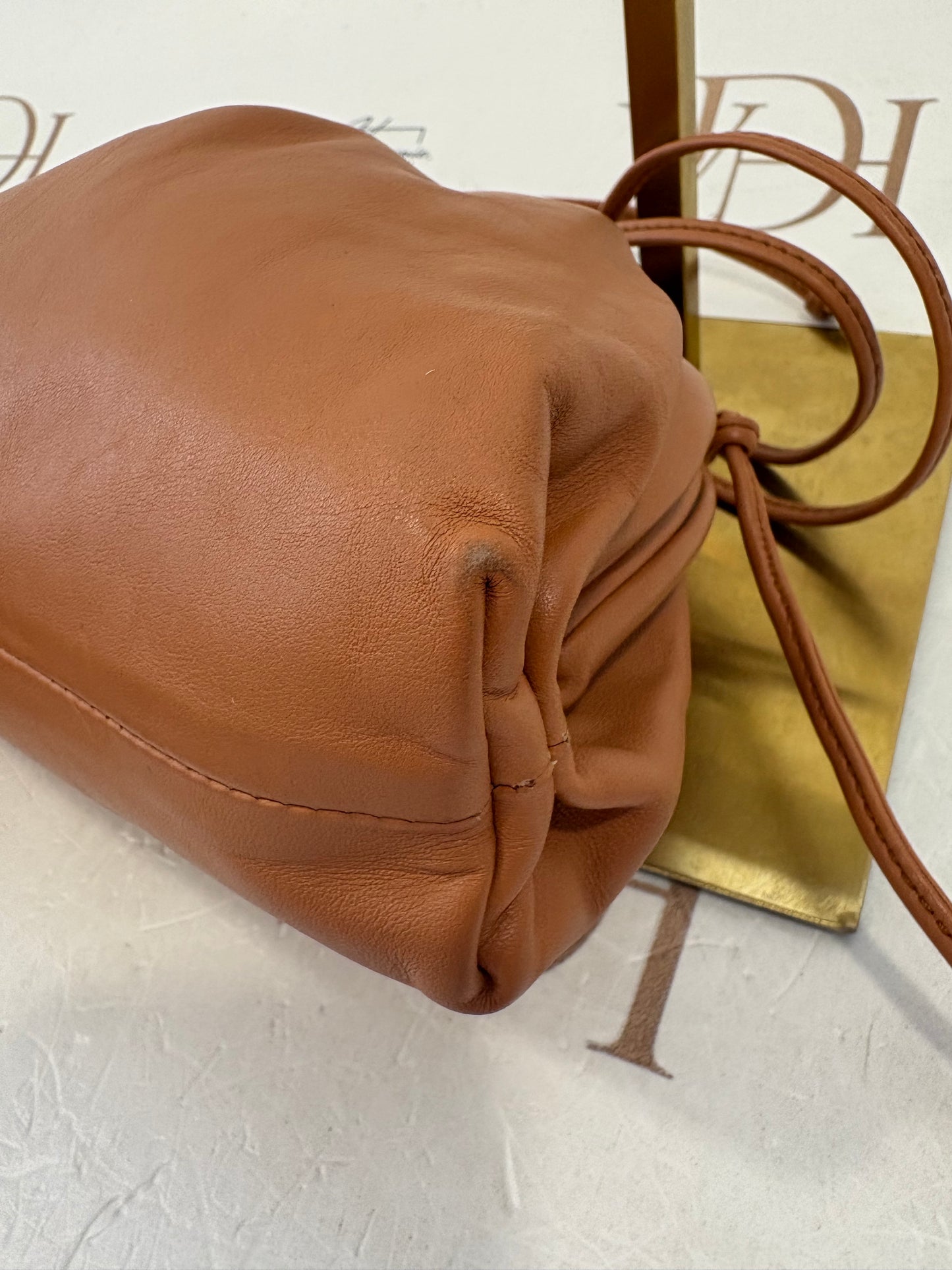 382774 - Bottega Veneta Pouch