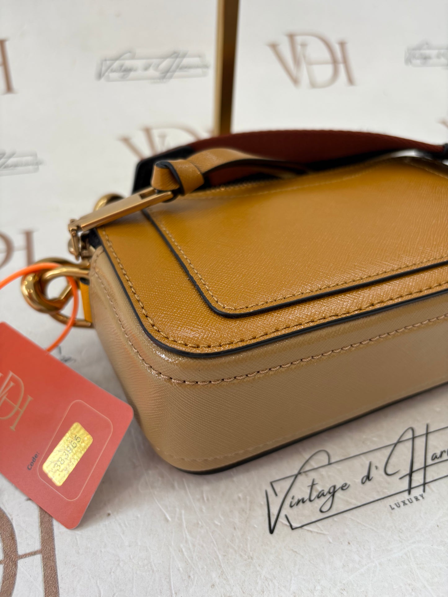 383965 - Marc Jacobs Snapshot