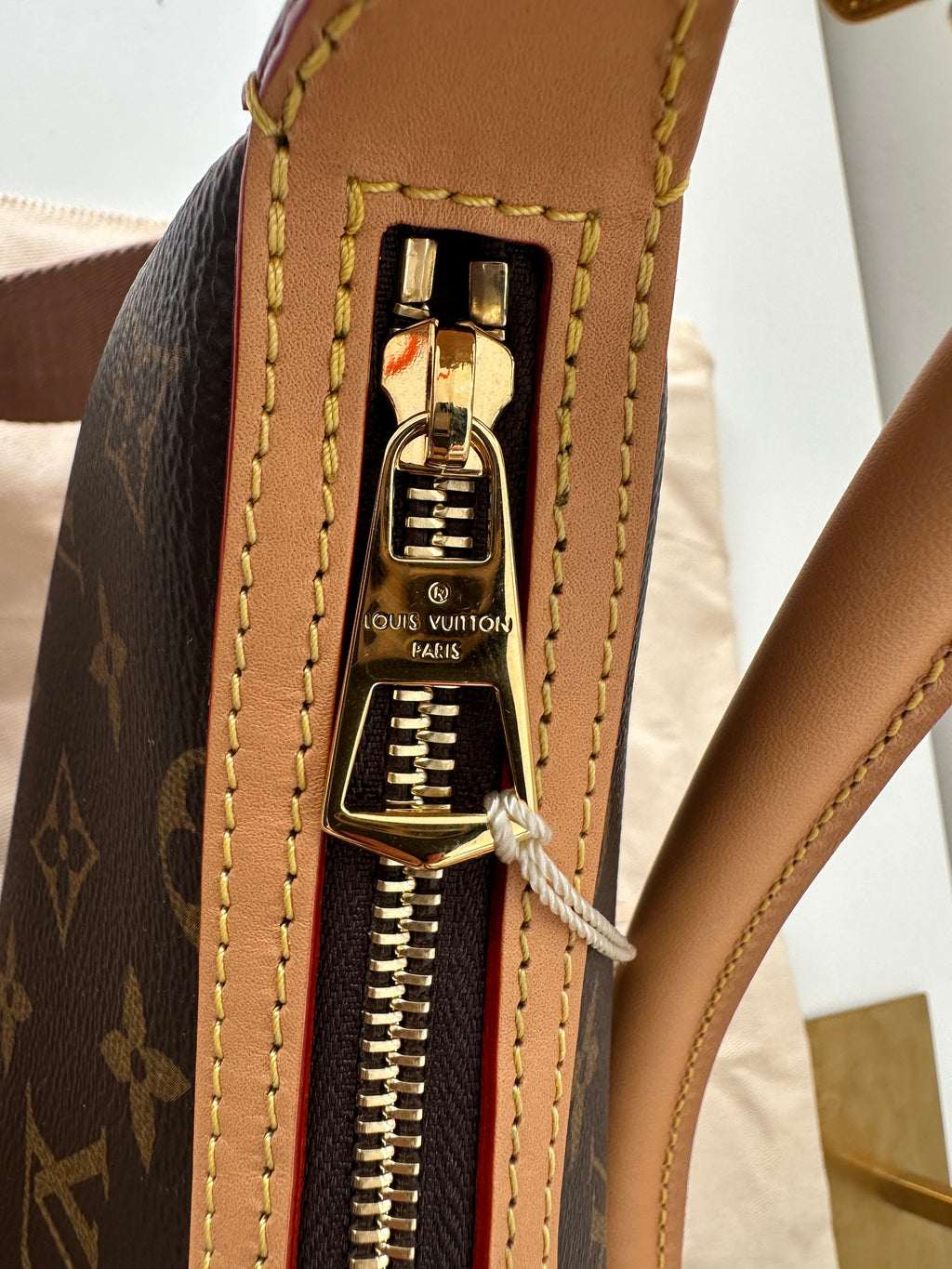 Louis Vuitton Looping