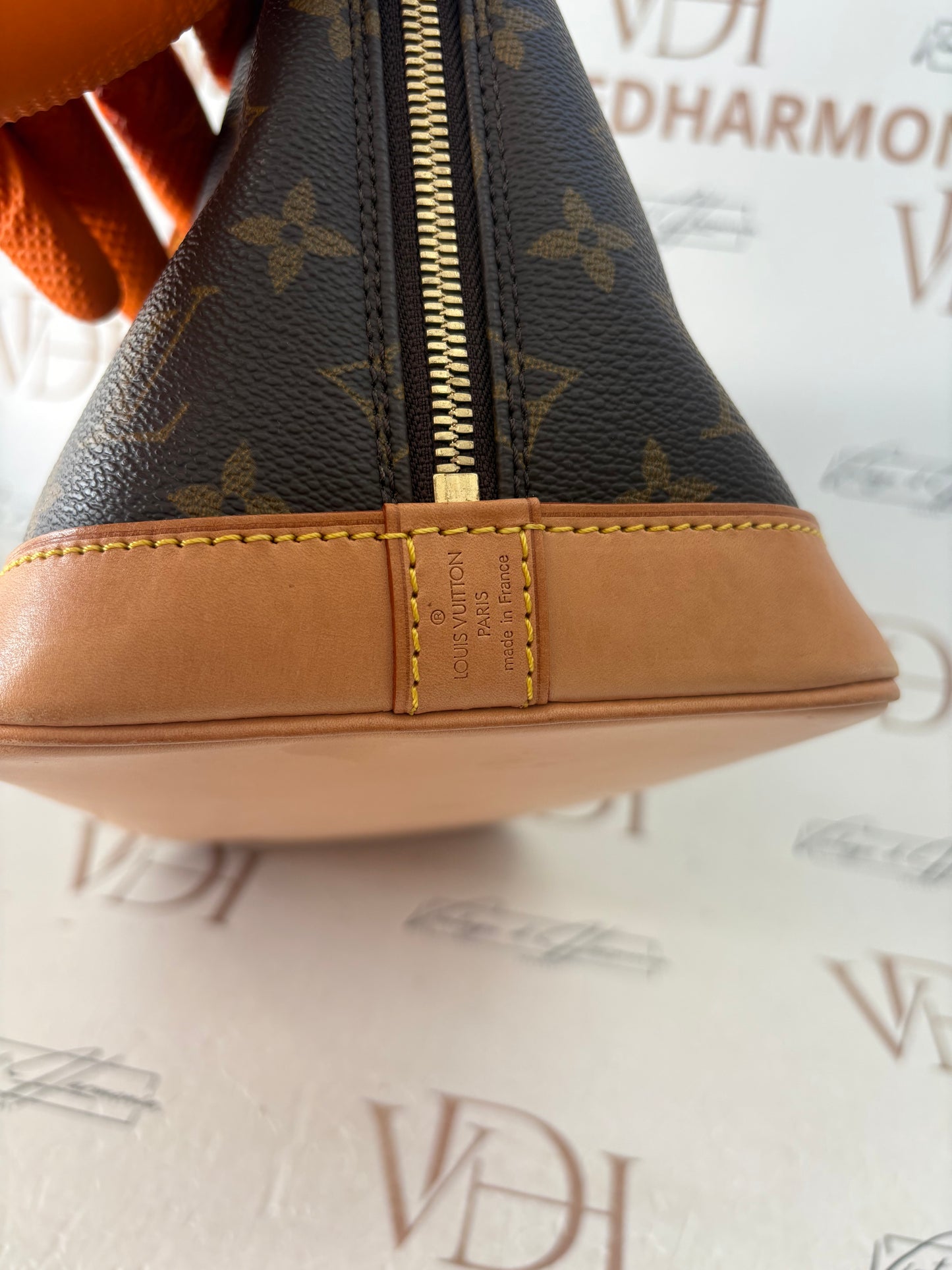 018733 - Louis Vuitton Alma