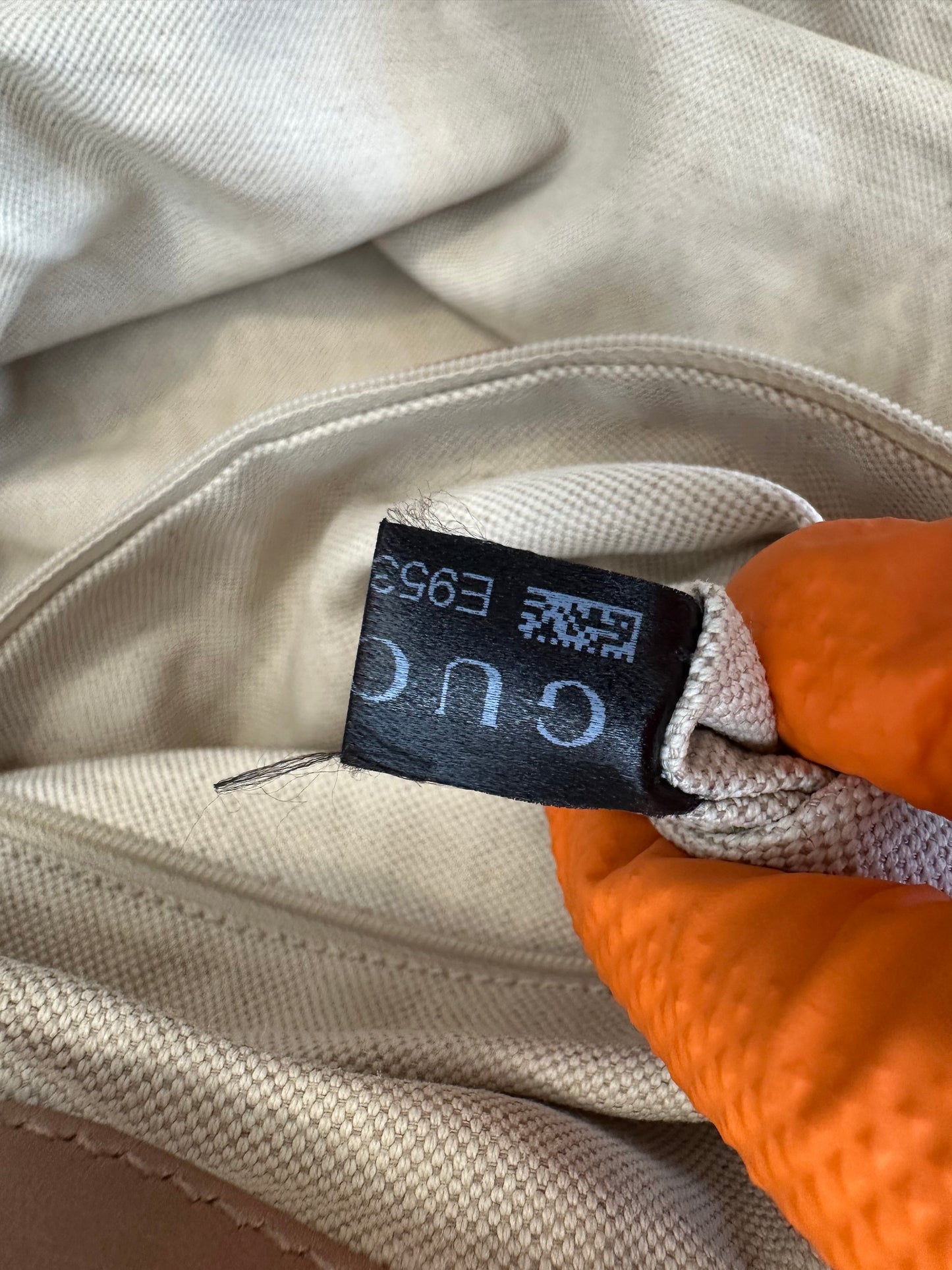 382532 - Gucci Sukey
