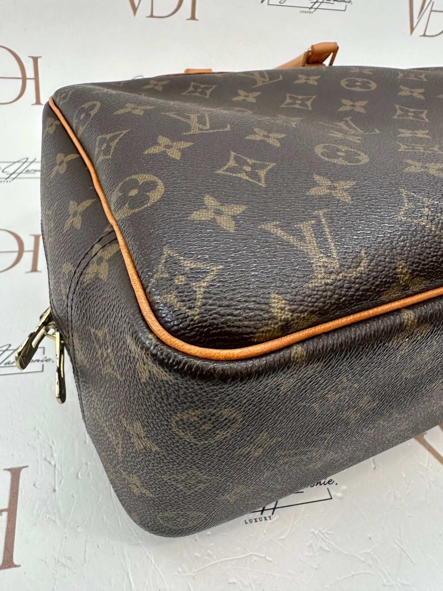 017746 - Louis Vuitton Deauville