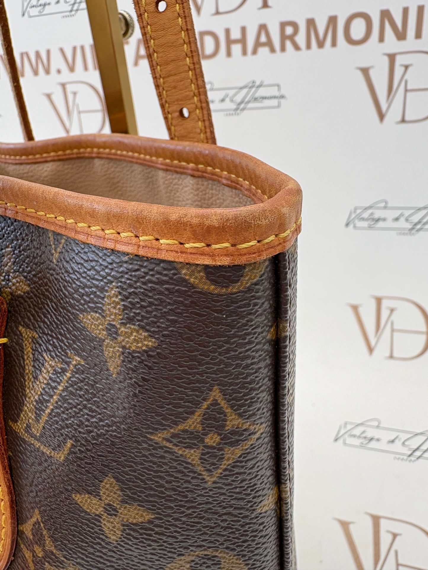 017657 - Louis Vuitton Bucket PM