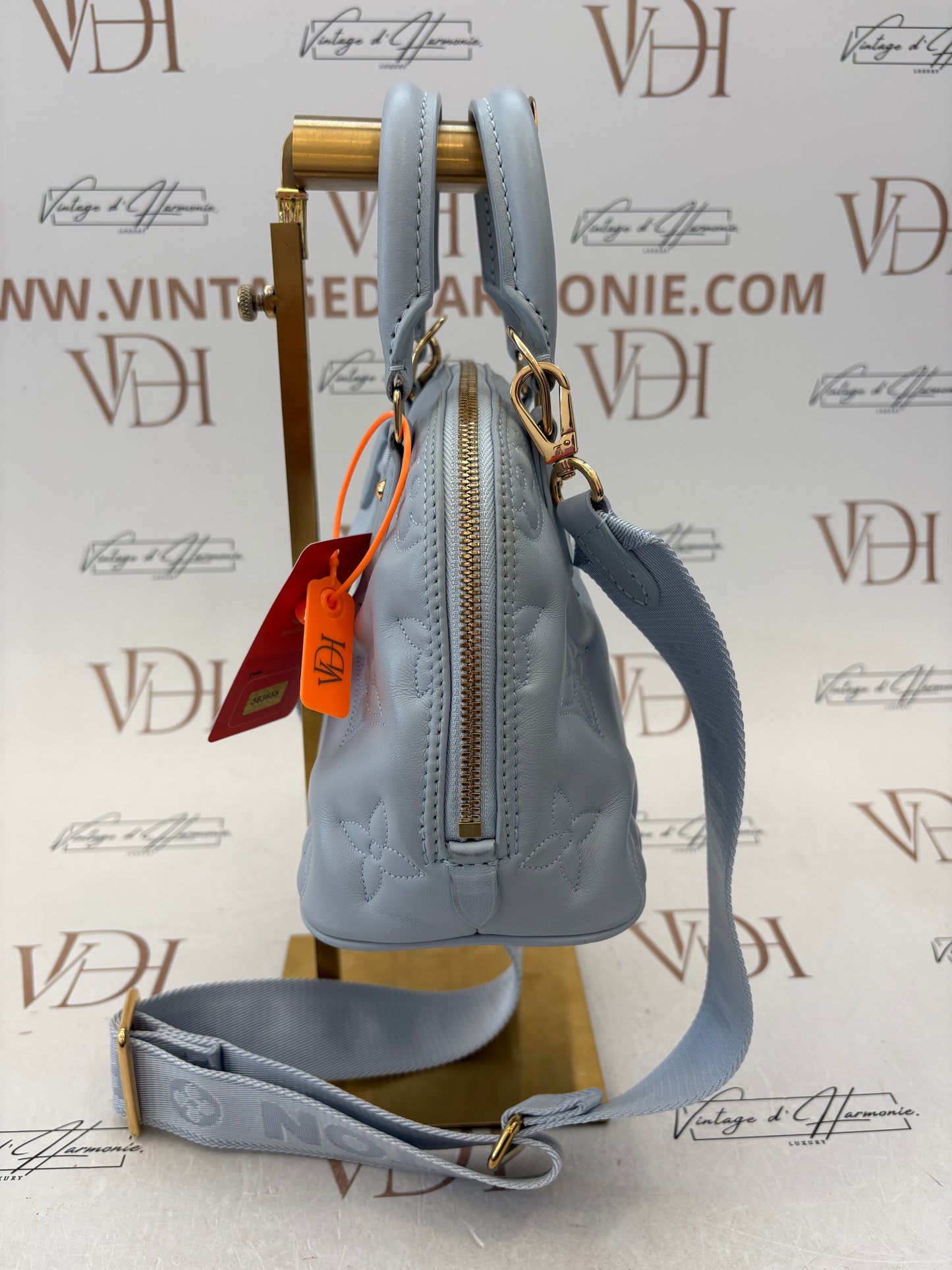 383655 - Louis Vuitton Alma BB