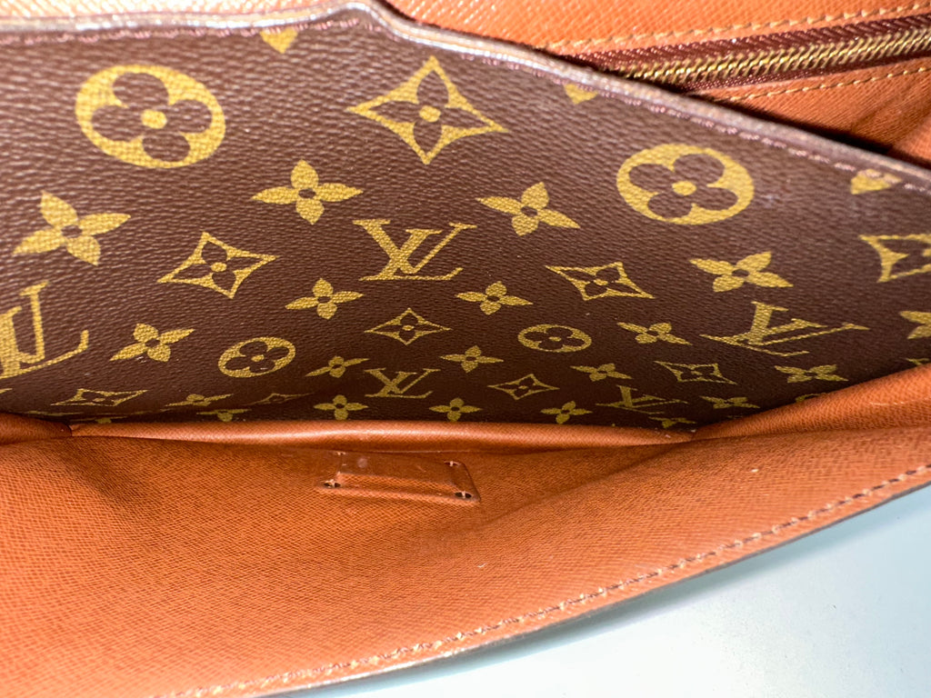 Louis Vuitton Monceau 28