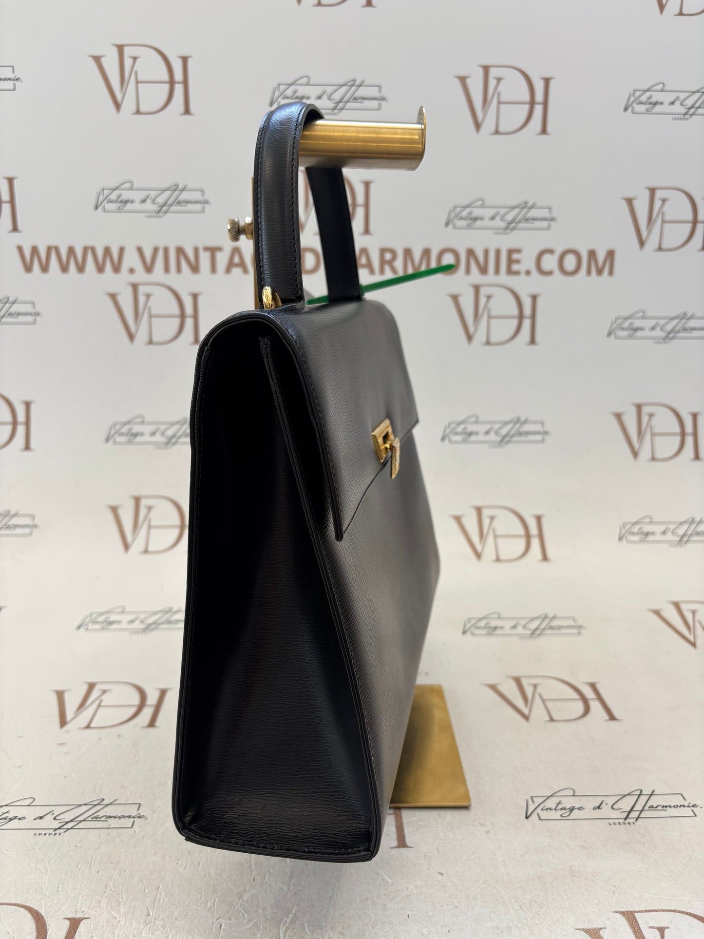 017087 - Christian Dior Black